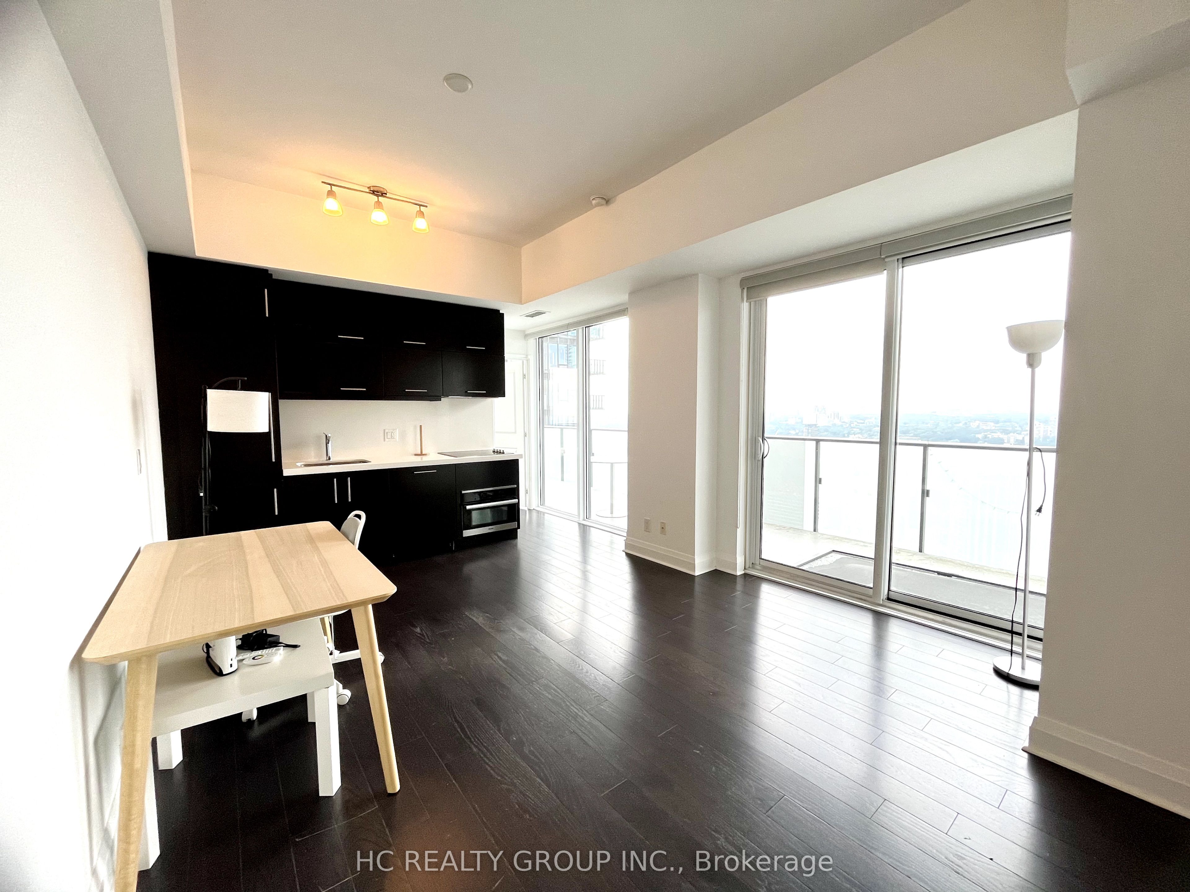 1080 Bay Street 4406, Toronto, ON M5S 0A5 photo 3