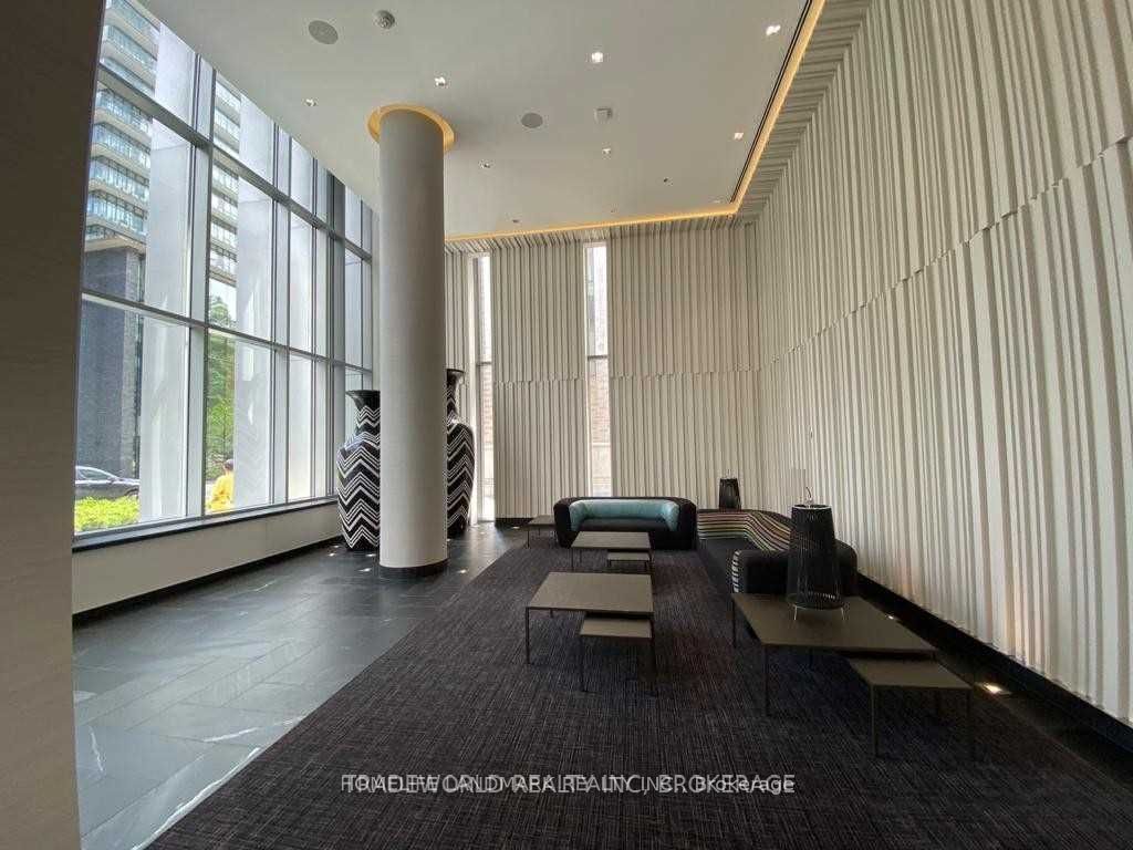 42 Charles Street E 3509, Toronto, ON M4Y 0B7 photo 3