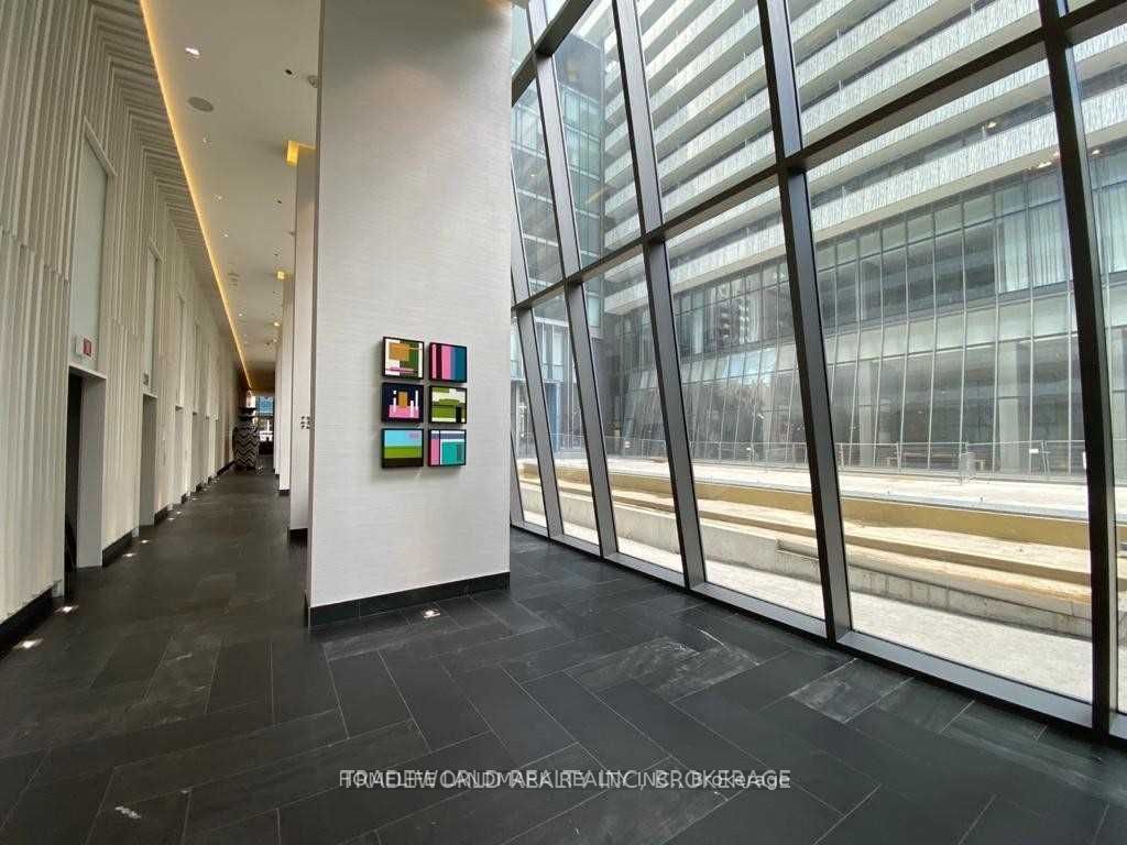 42 Charles Street E 3509, Toronto, ON M4Y 0B7 photo 4