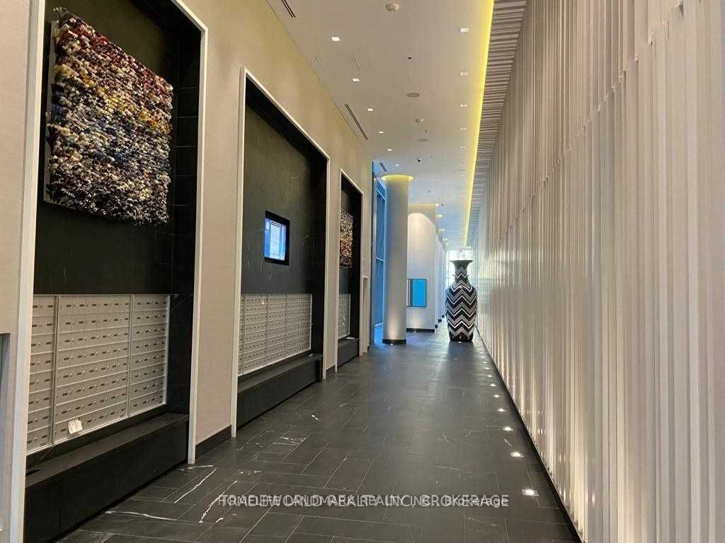 42 Charles Street E 3509, Toronto, ON M4Y 0B7 photo 5