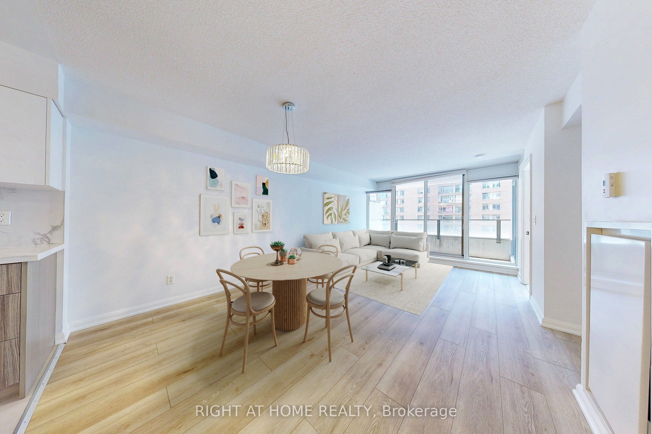 111 Elizabeth Street 818, Toronto, ON M5G 1P7 photo 2
