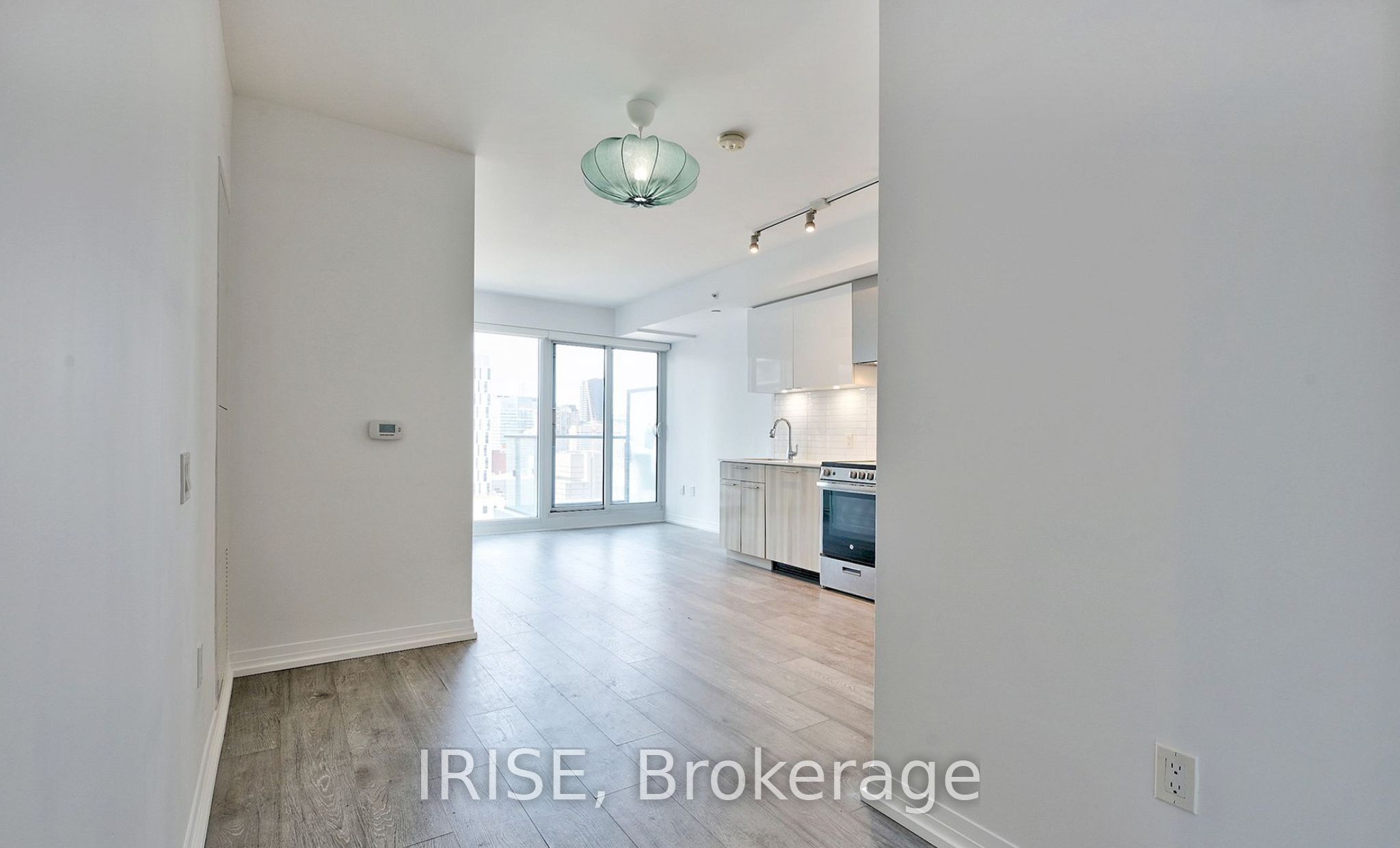 251 Jarvis Street 2508, Toronto, ON M5B 0C3 photo 2