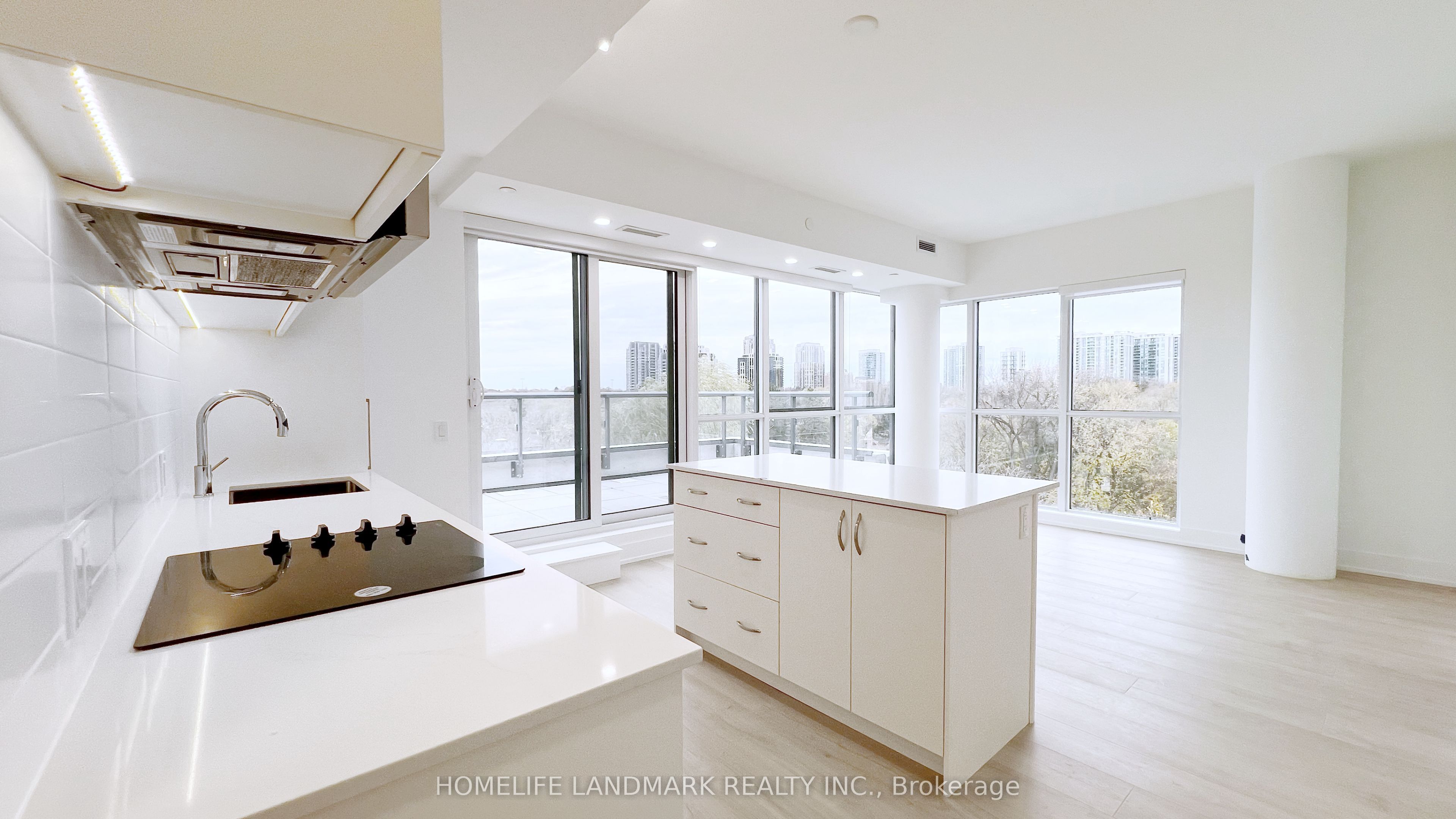 181 Sheppard Avenue E 519, Toronto, ON M2N 3A6