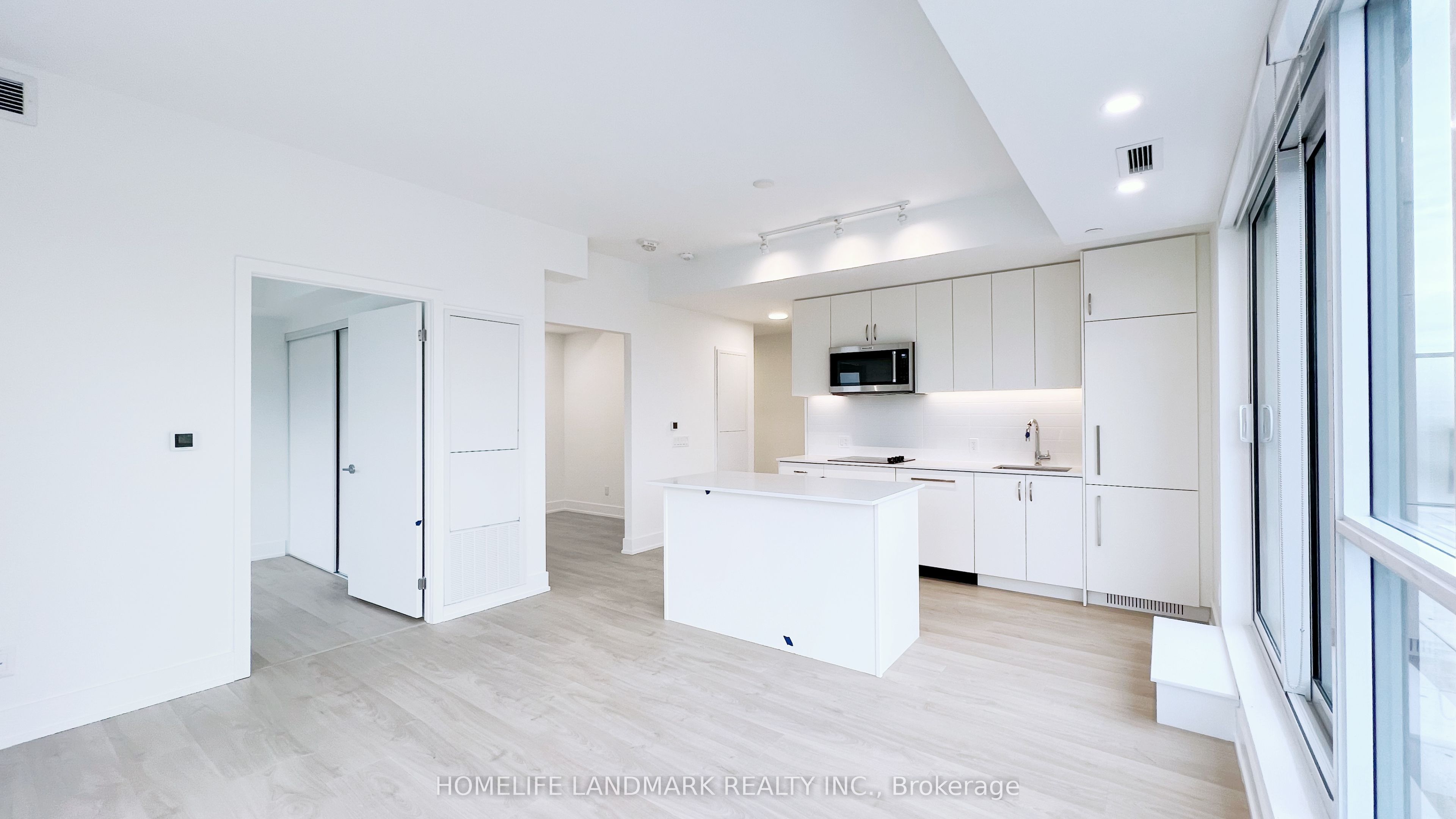181 Sheppard Avenue E 519, Toronto, ON M2N 3A6 photo 5