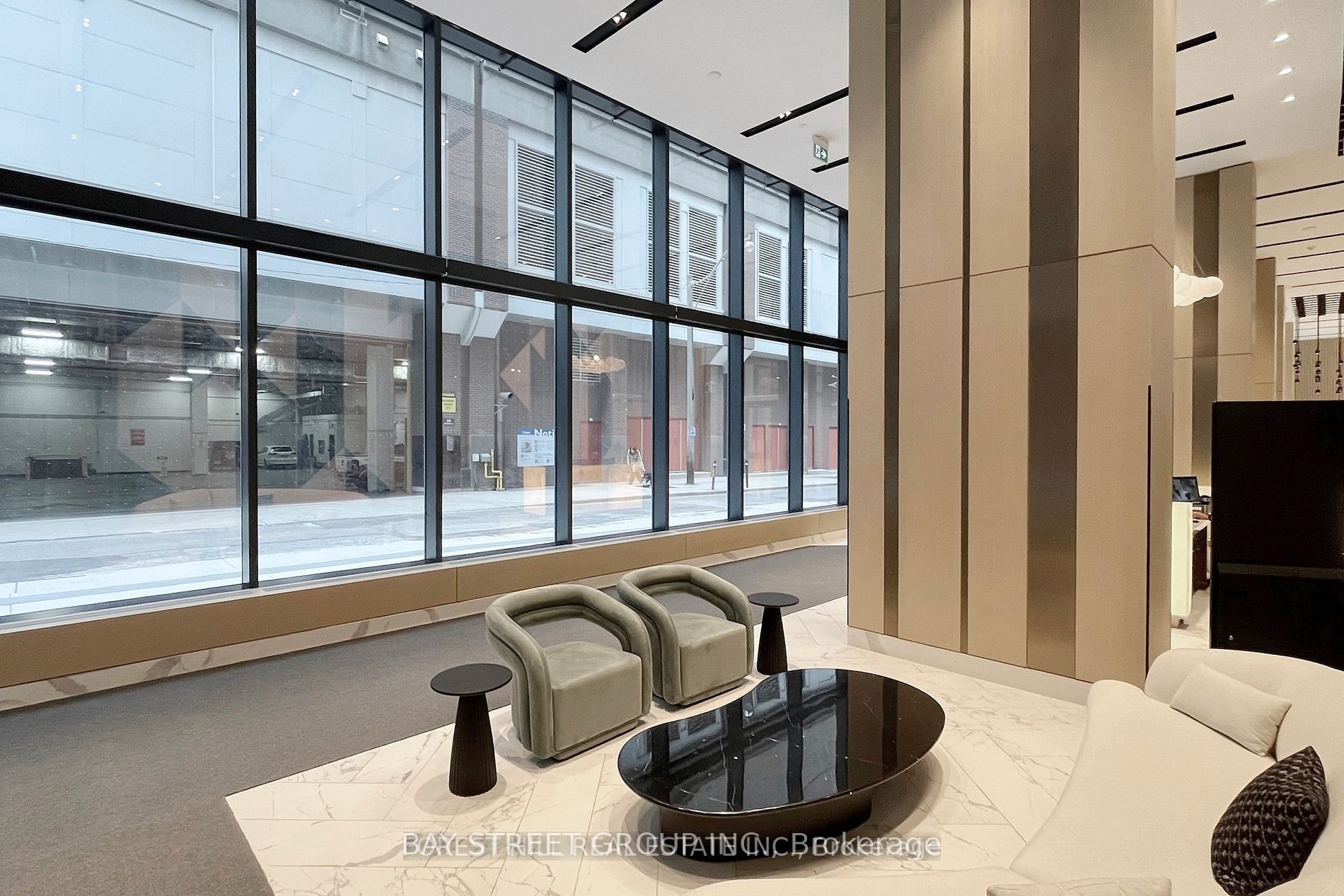 38 Widmer Street 2702, Toronto, ON M5V 0P7 photo 2