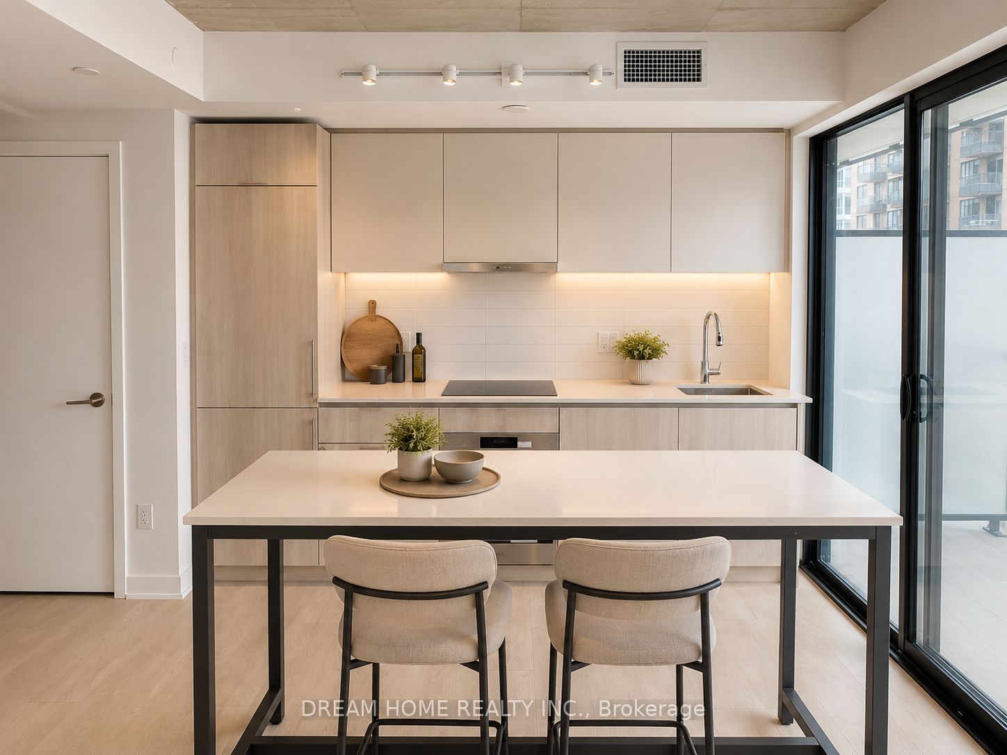 47 Mutual Street 805, Toronto, ON M5B 0C6 photo 2