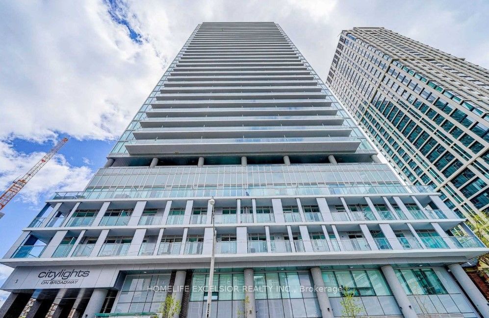 195 Redpath Avenue 914, Toronto, ON M4P 0E4 photo 2