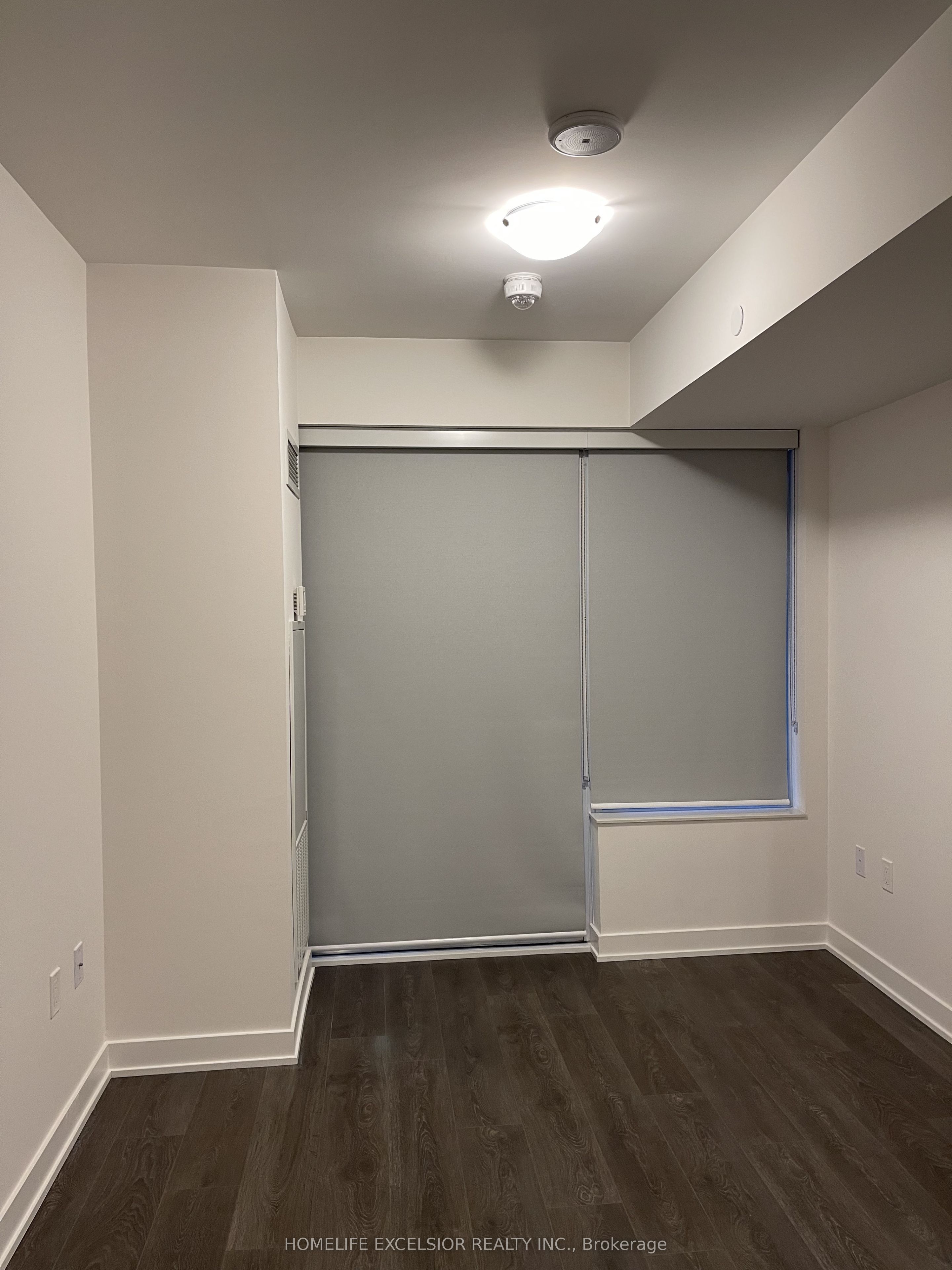 195 Redpath Avenue 914, Toronto, ON M4P 0E4 photo 4