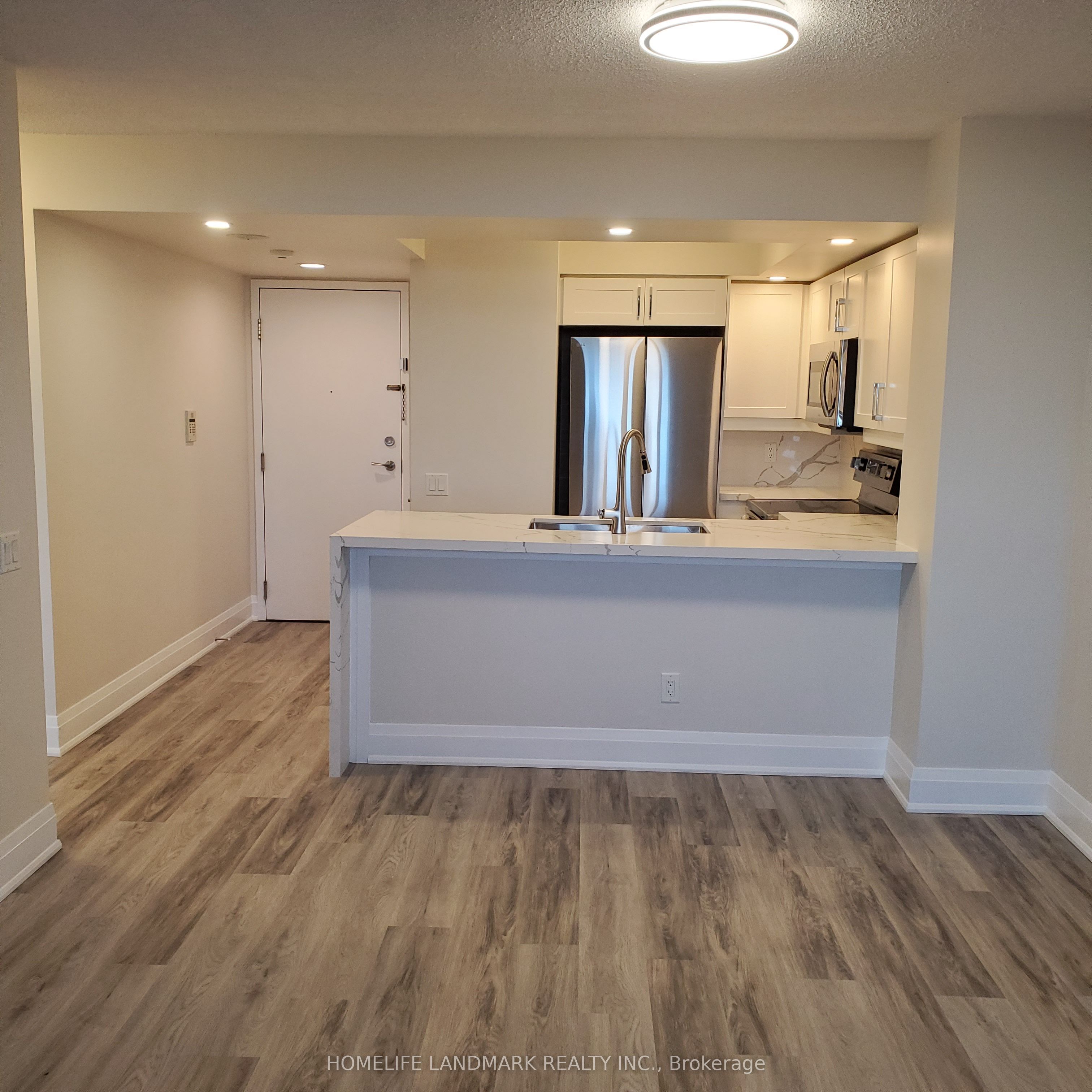 15 Northtown Way 2125, Toronto, ON M2N 7A2 photo 2
