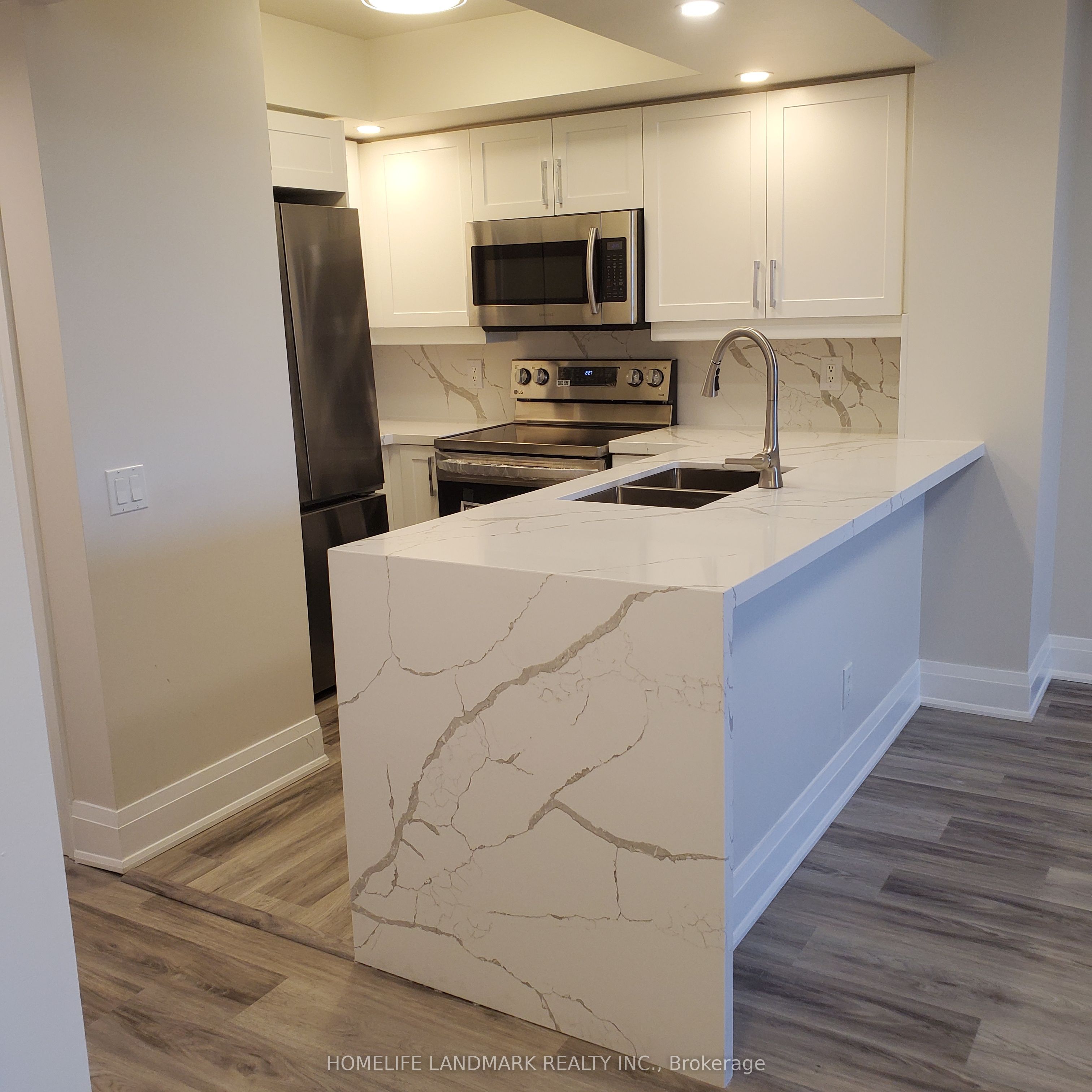 15 Northtown Way 2125, Toronto, ON M2N 7A2 photo 5