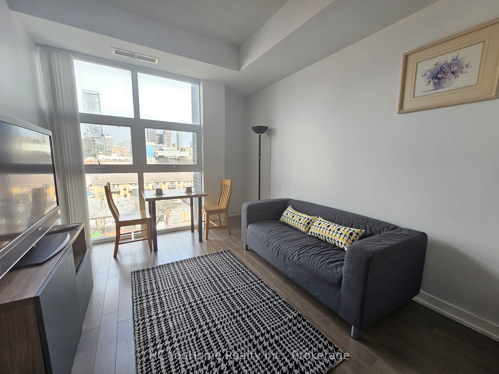 10 Willison Square 712, Toronto, ON M5T 0A8 photo 2