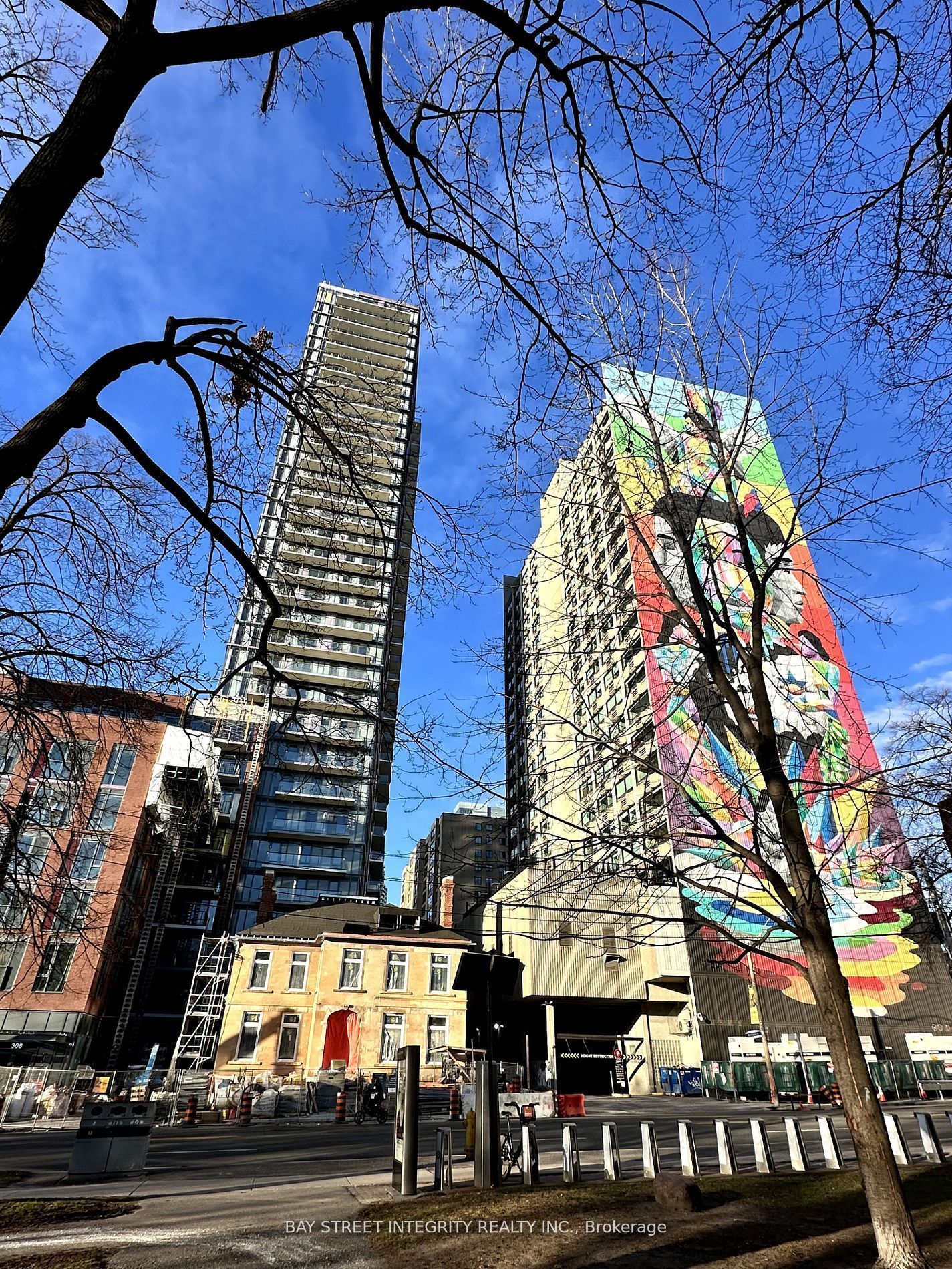 308 Jarvis Street 918, Toronto, ON M5B 0E3