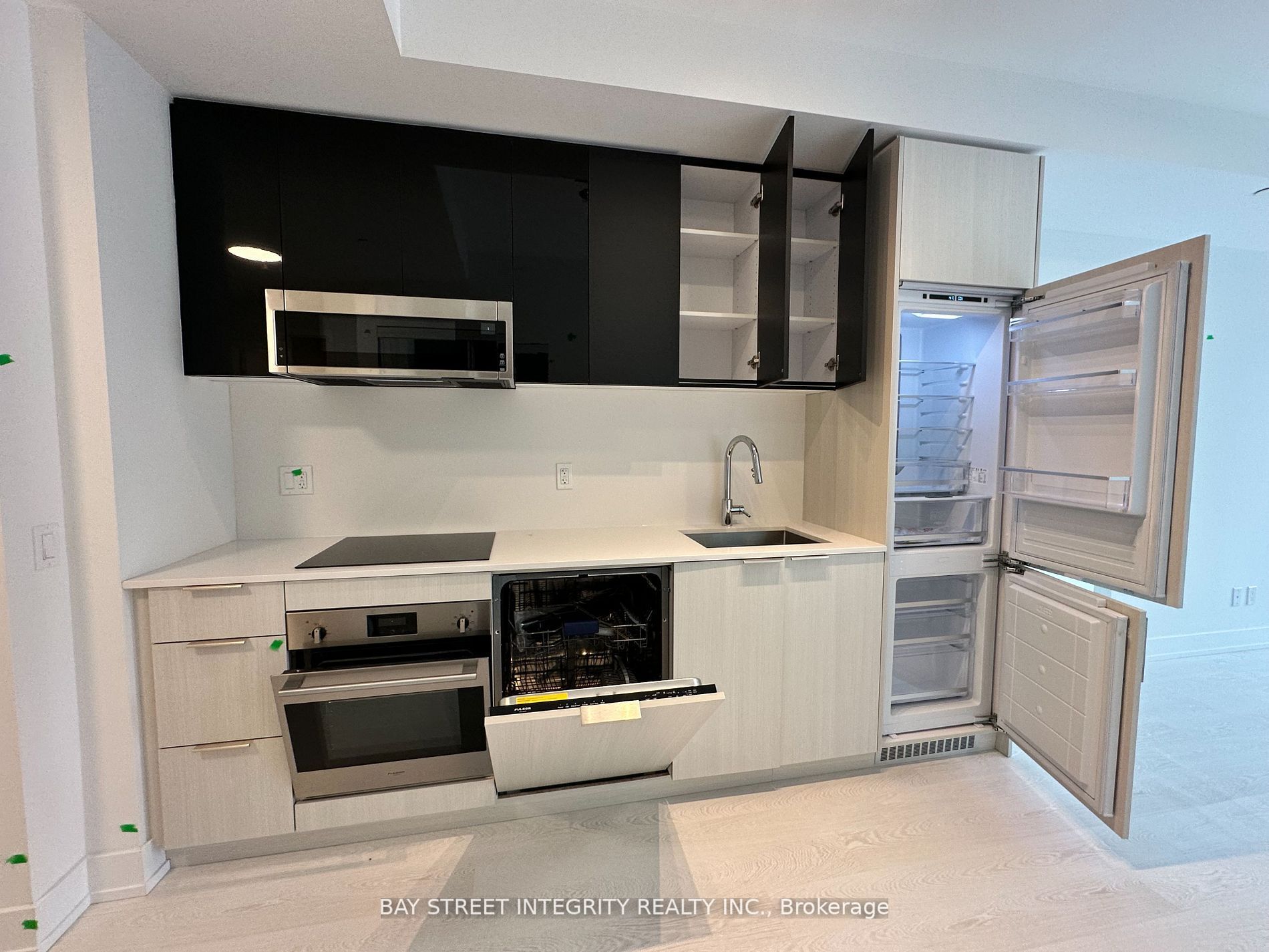 308 Jarvis Street 918, Toronto, ON M5B 0E3 photo 5