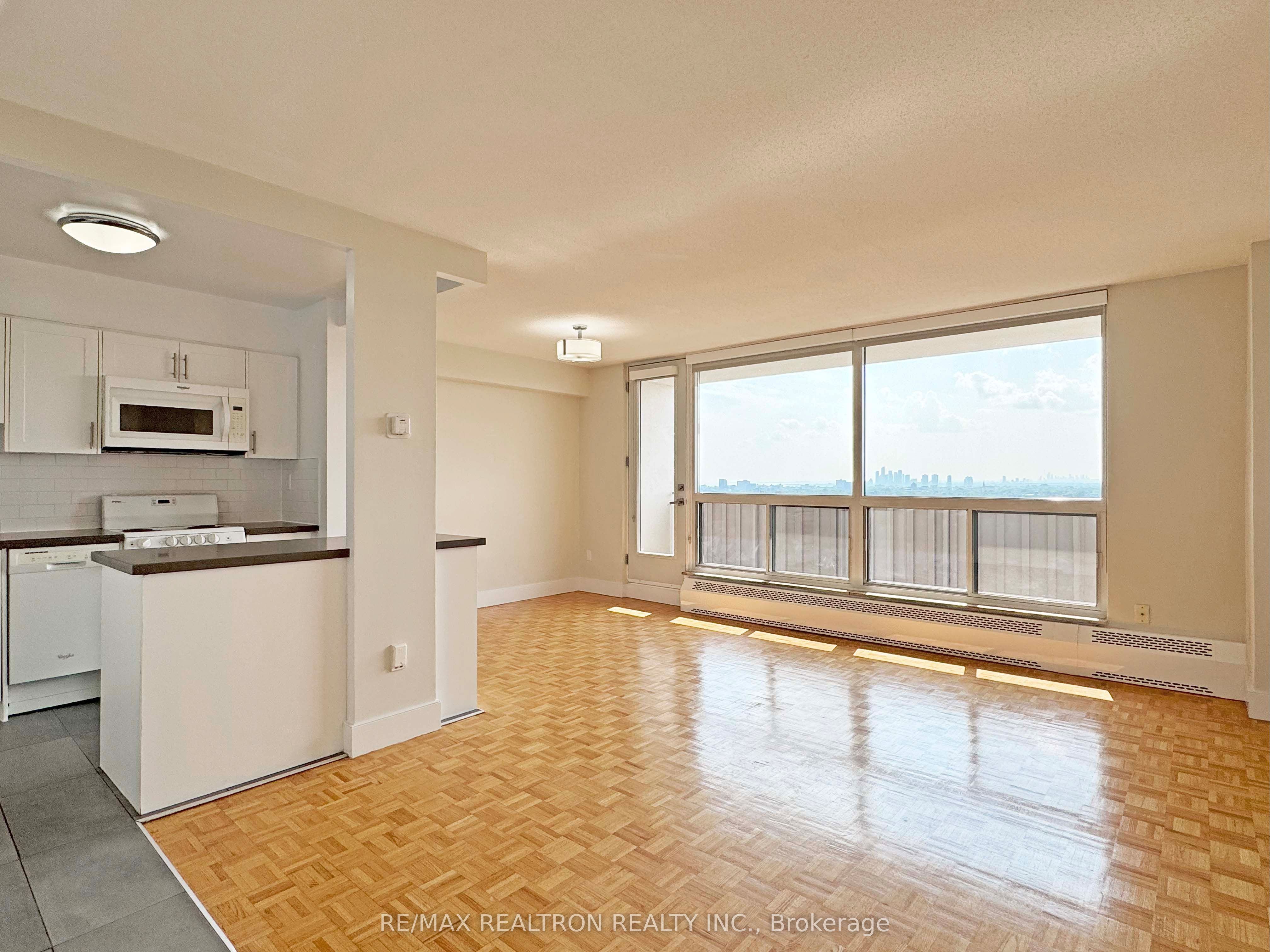 666 Spadina Avenue 2503, Toronto, ON M5S 2H8 photo 5