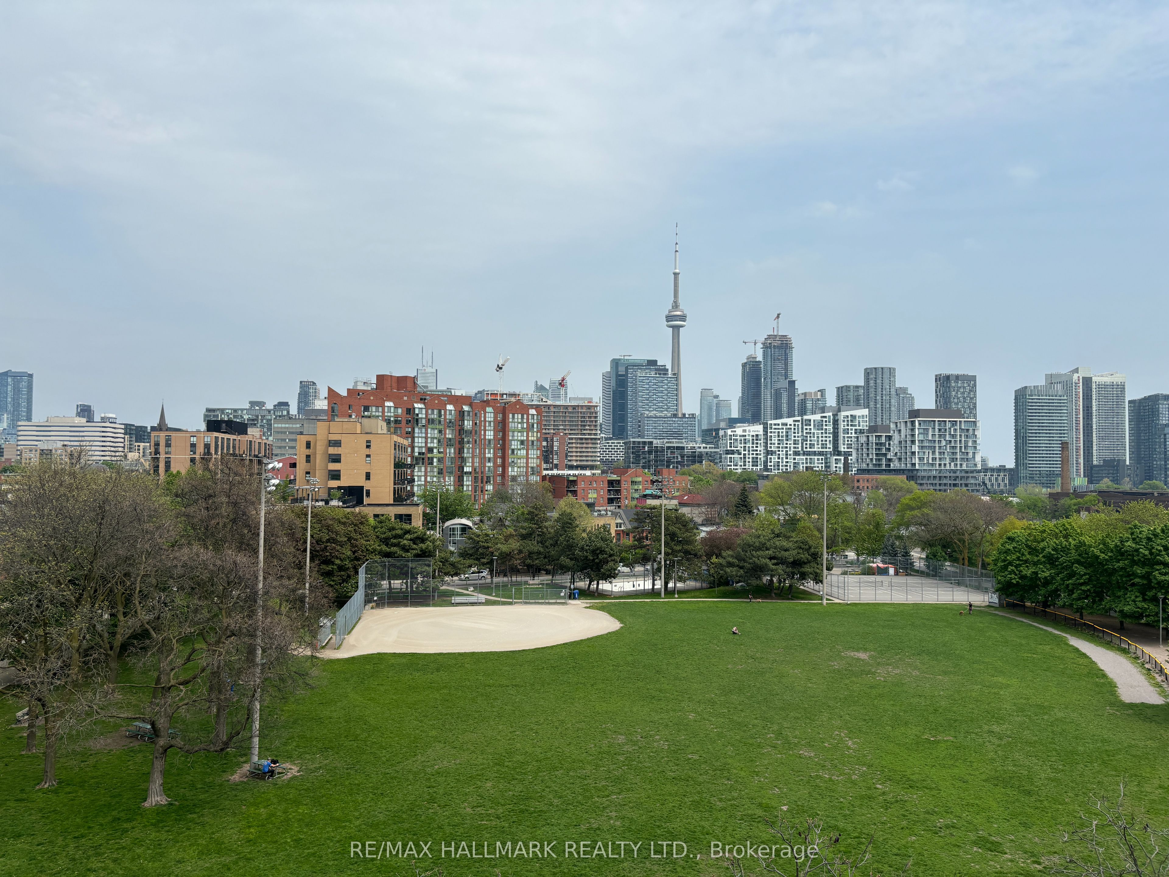 25 Stafford Street 612, Toronto, ON M5V 2S2 photo 2