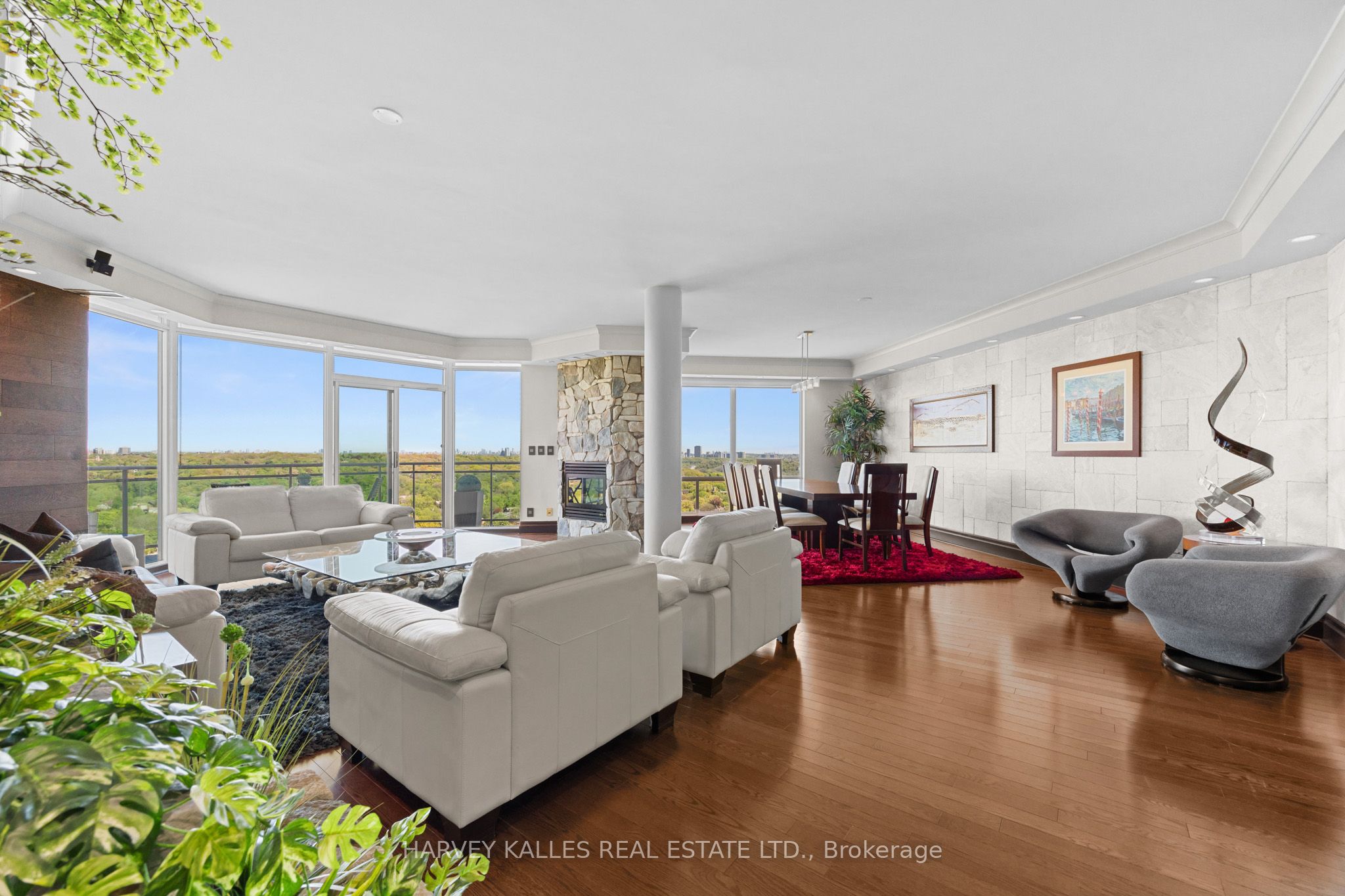 300 Bloor Street E 2701, Toronto, ON M4W 3Y2 photo 4