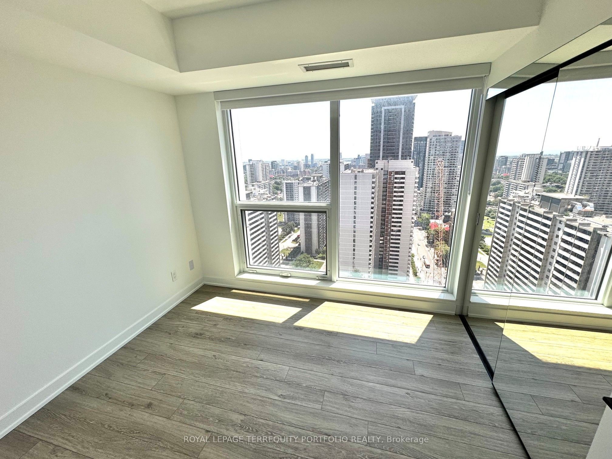609 Sherbourne Street 3102, Toronto, ON M4X 0A4 photo 4