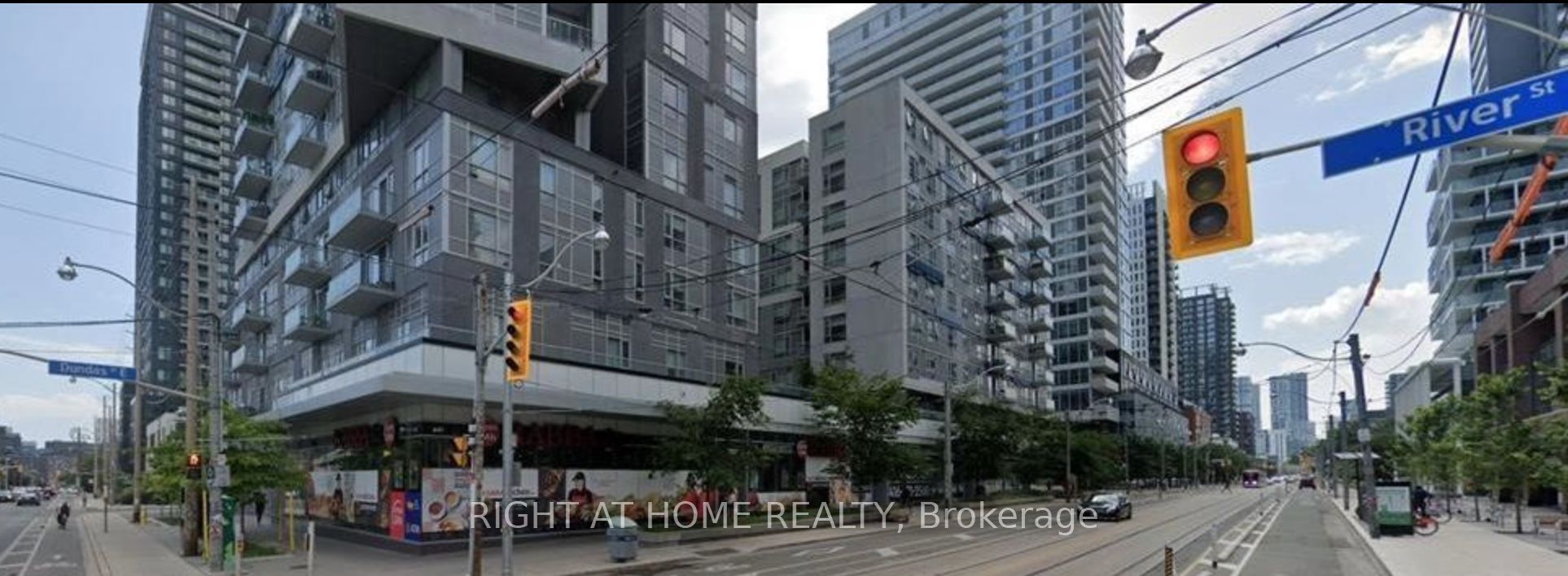 5 Defries Street 3301, Toronto, ON M5A 0W7 photo 4