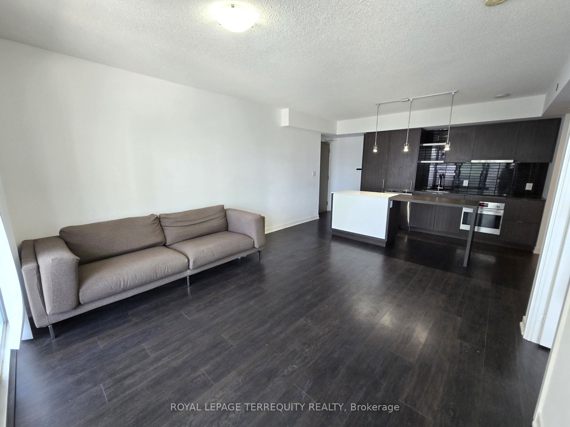 100 Harbour Street 2606, Toronto, ON M5J 0B5 photo 2