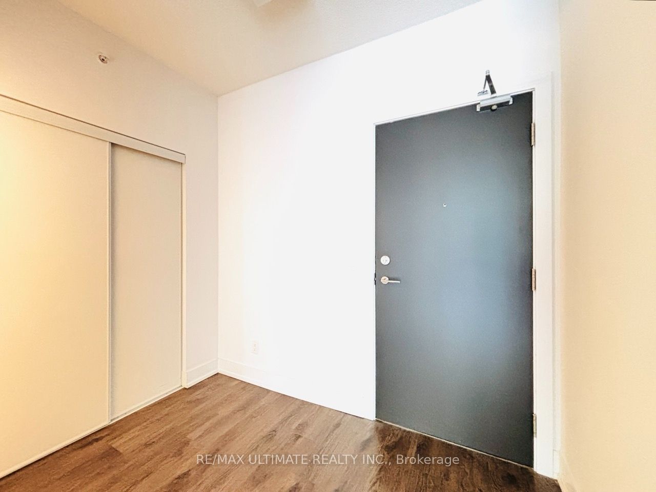 68 Merton Street 803, Toronto, ON M4S 0A7 photo 3