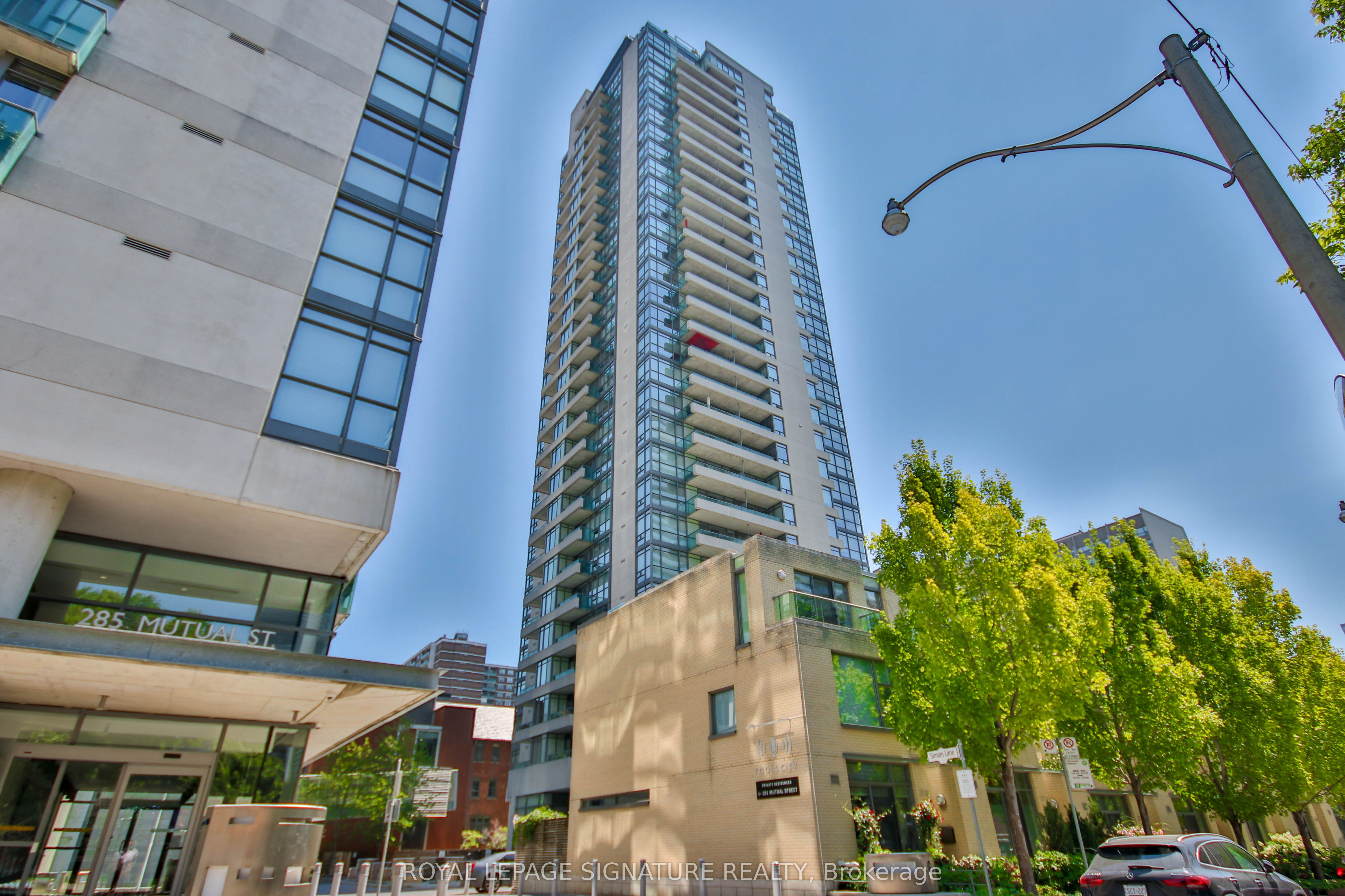 281 Mutual Street 2307, Toronto, ON M4Y 1X6