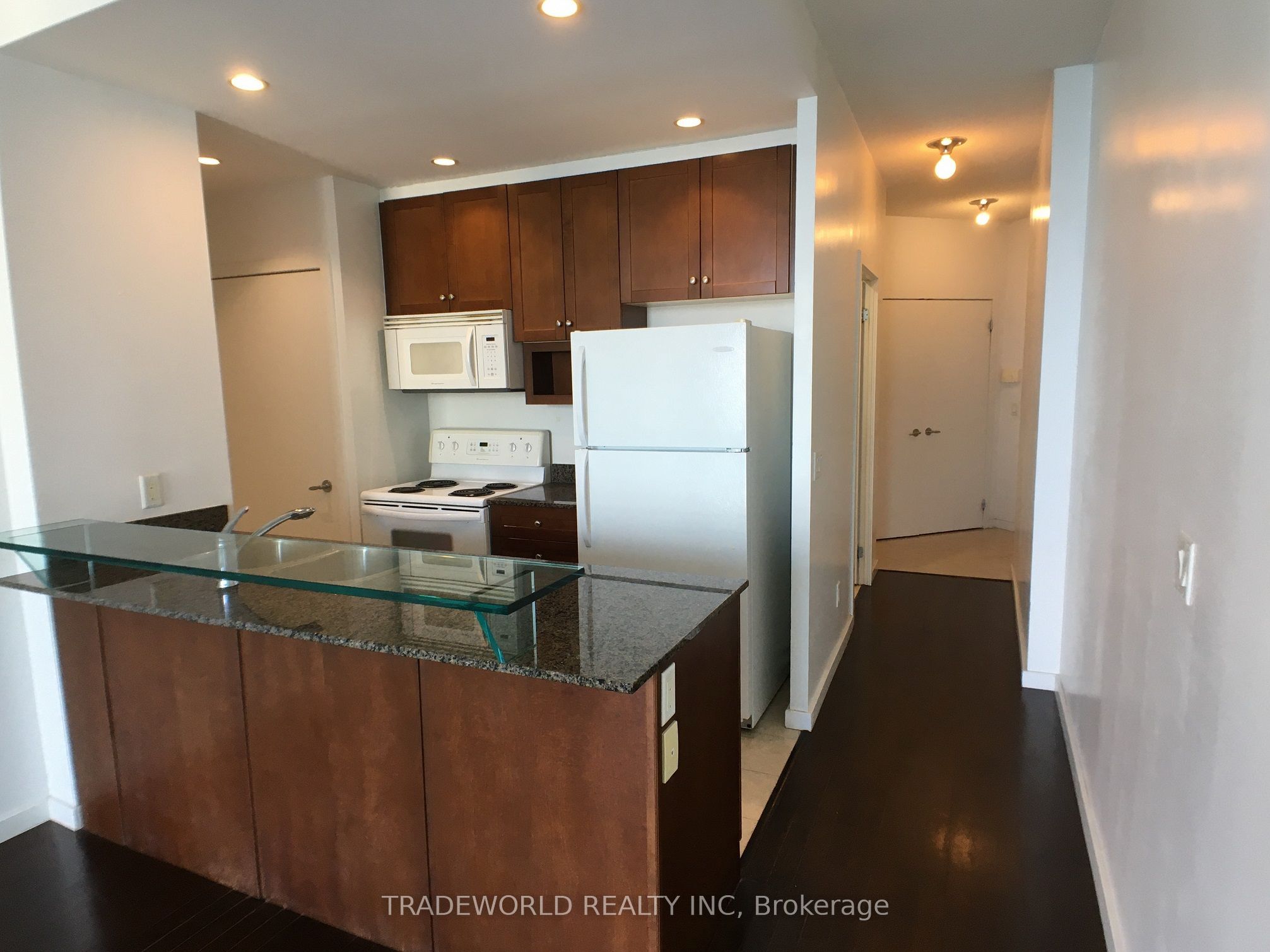 208 Queens Quay N/A W 2805, Toronto, ON M5J 2Y5 photo 3
