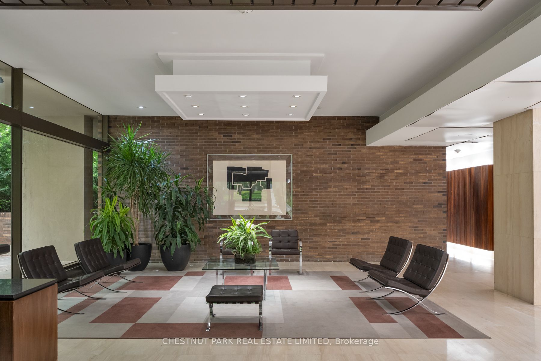 10 Avoca Avenue 501, Toronto, ON M4T 2B7 photo 3