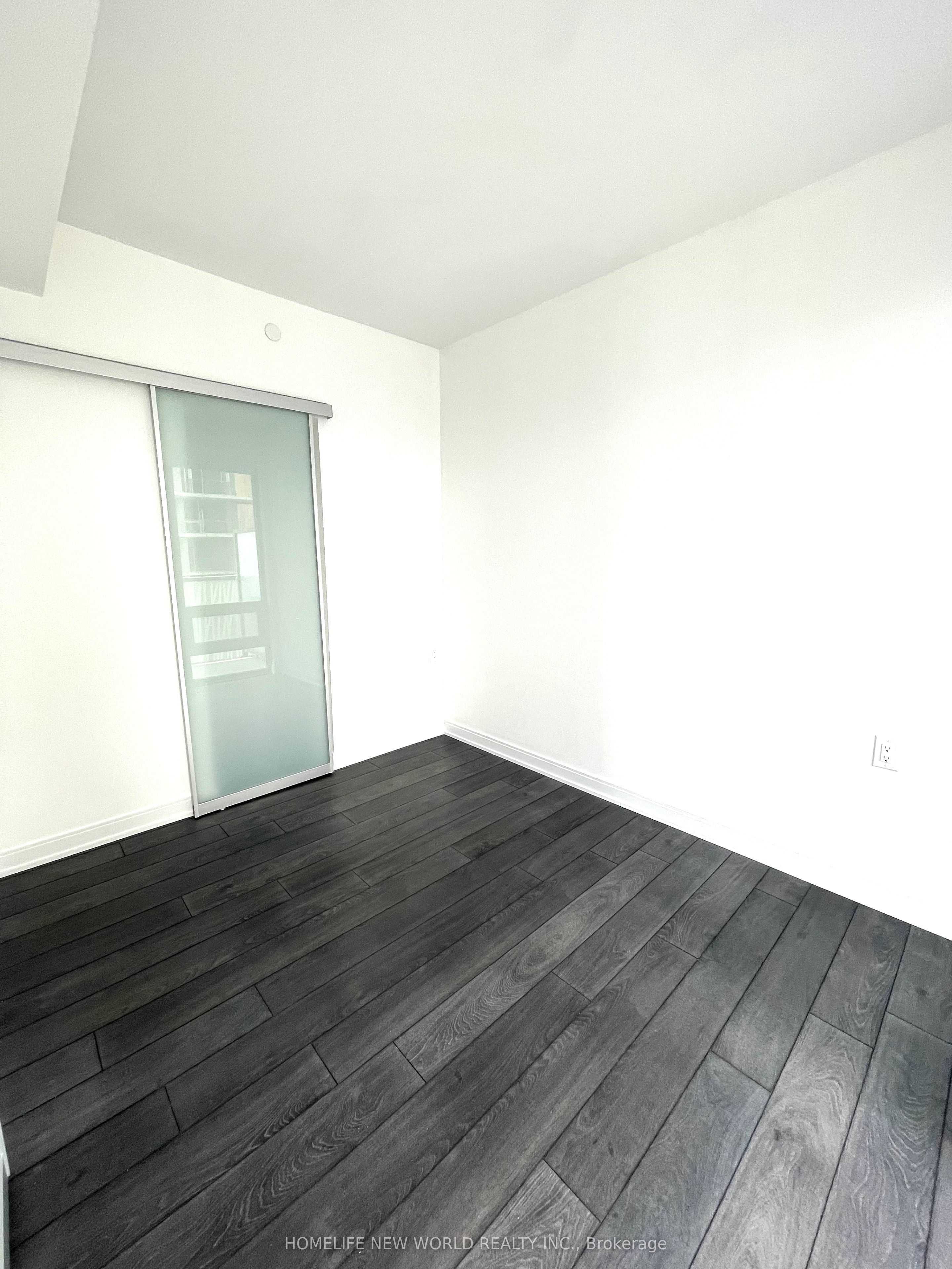 50 Charles Street E 3605, Toronto, ON M4Y 0C3 photo 5