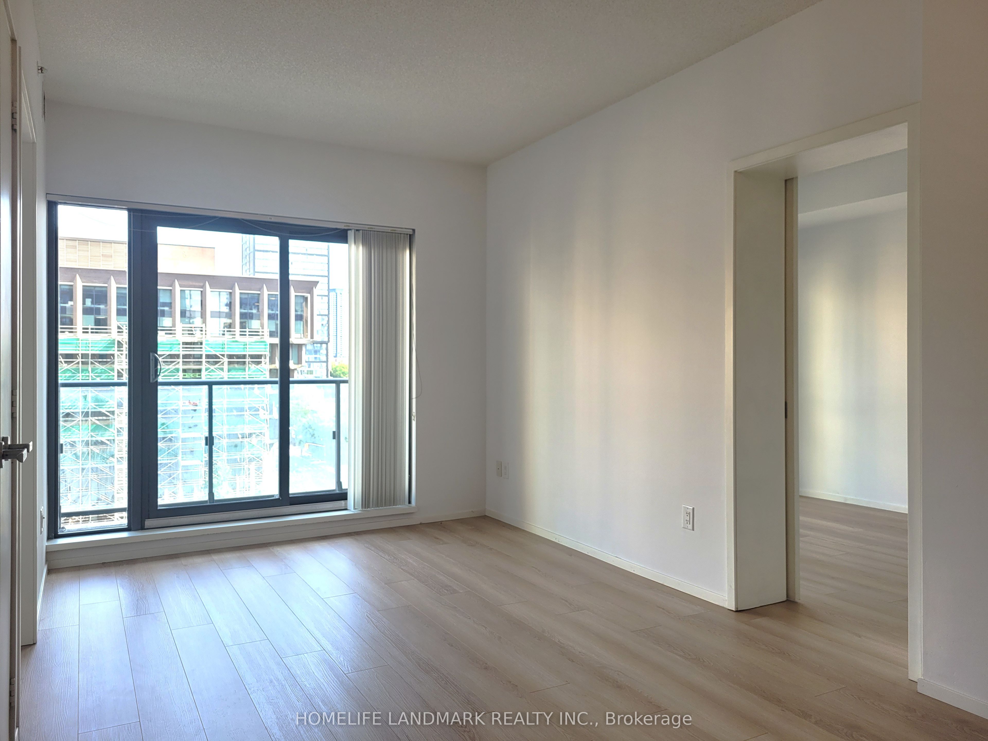 159 Dundas Street E 908, Toronto, ON M5B 0A9 photo 3