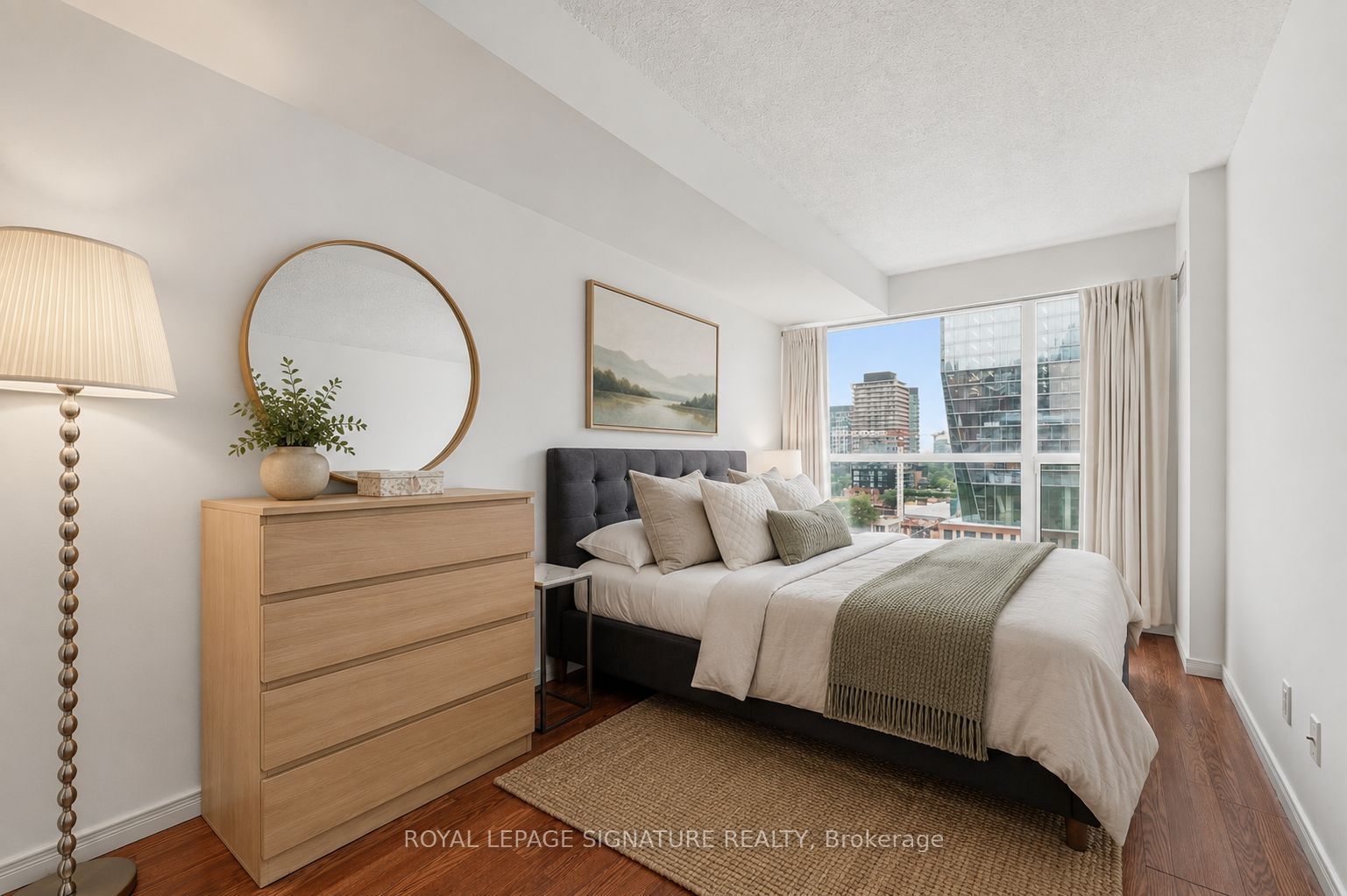 230 King Street E 1223, Toronto, ON M5A 1K5 photo 3