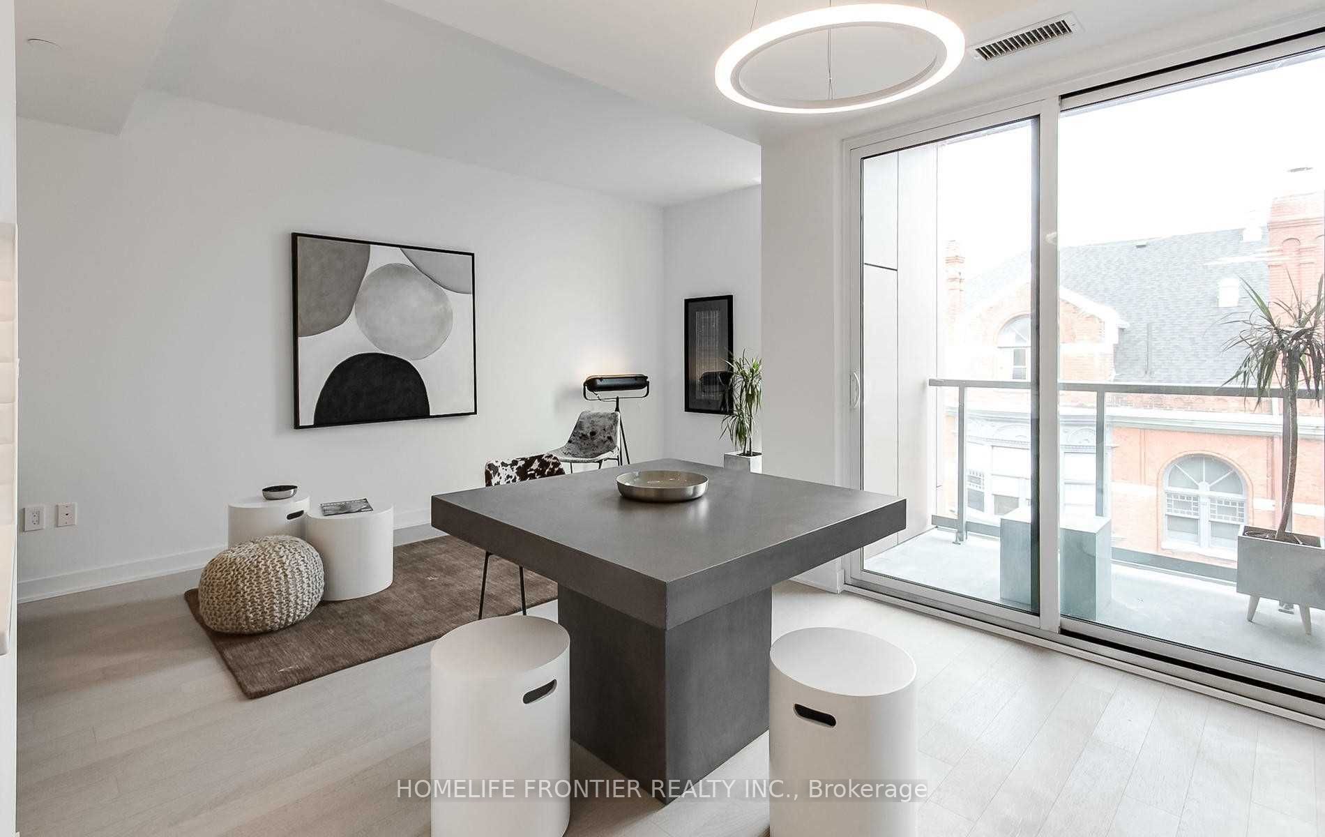 106 Dovercourt Road 517, Toronto, ON M6J 0G4