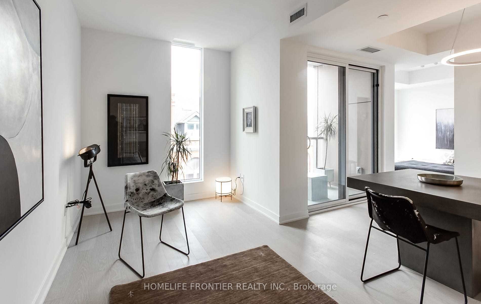 106 Dovercourt Road 517, Toronto, ON M6J 0G4 photo 3