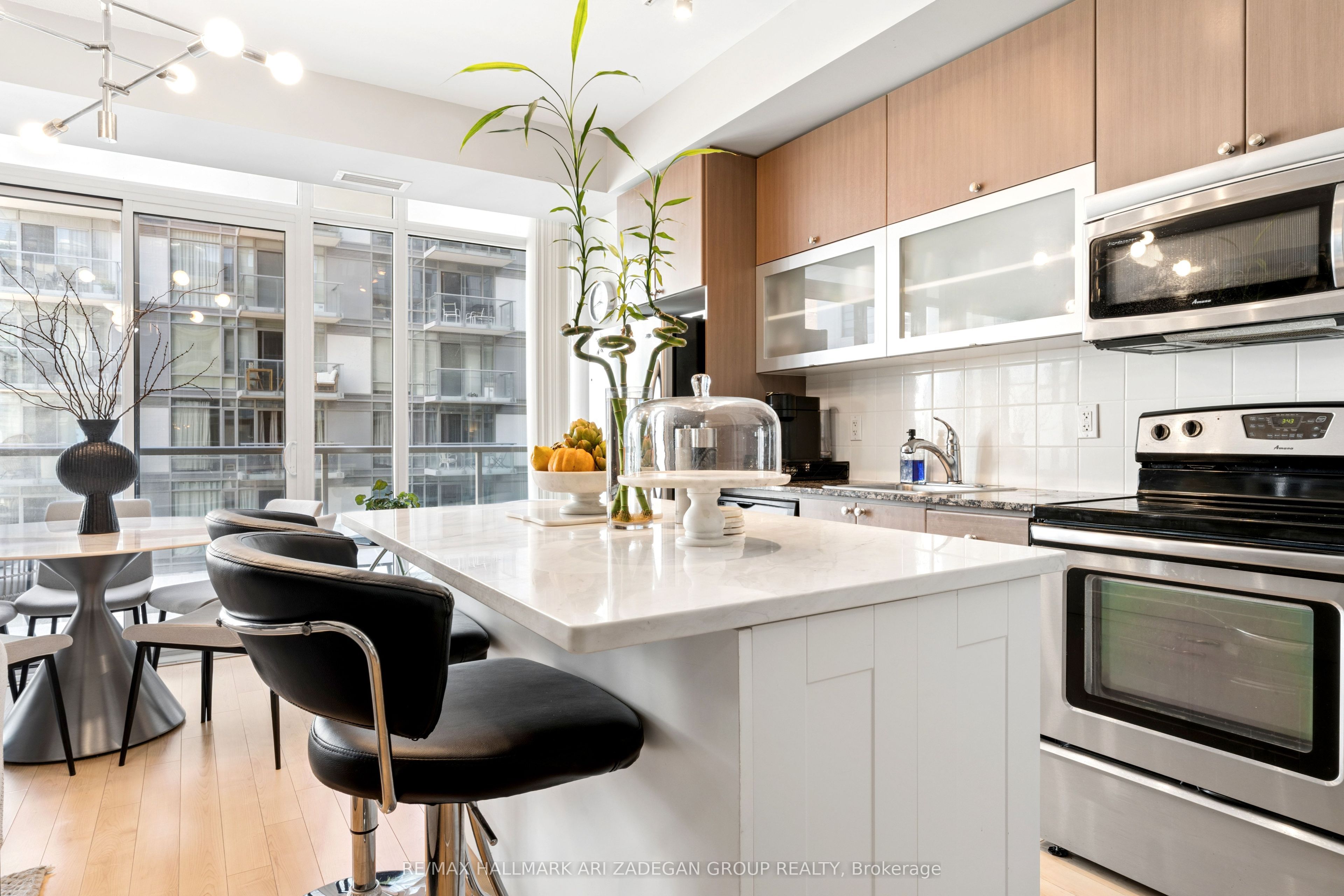 90 Stadium Road 430, Toronto, ON M5V 3W5 photo 4