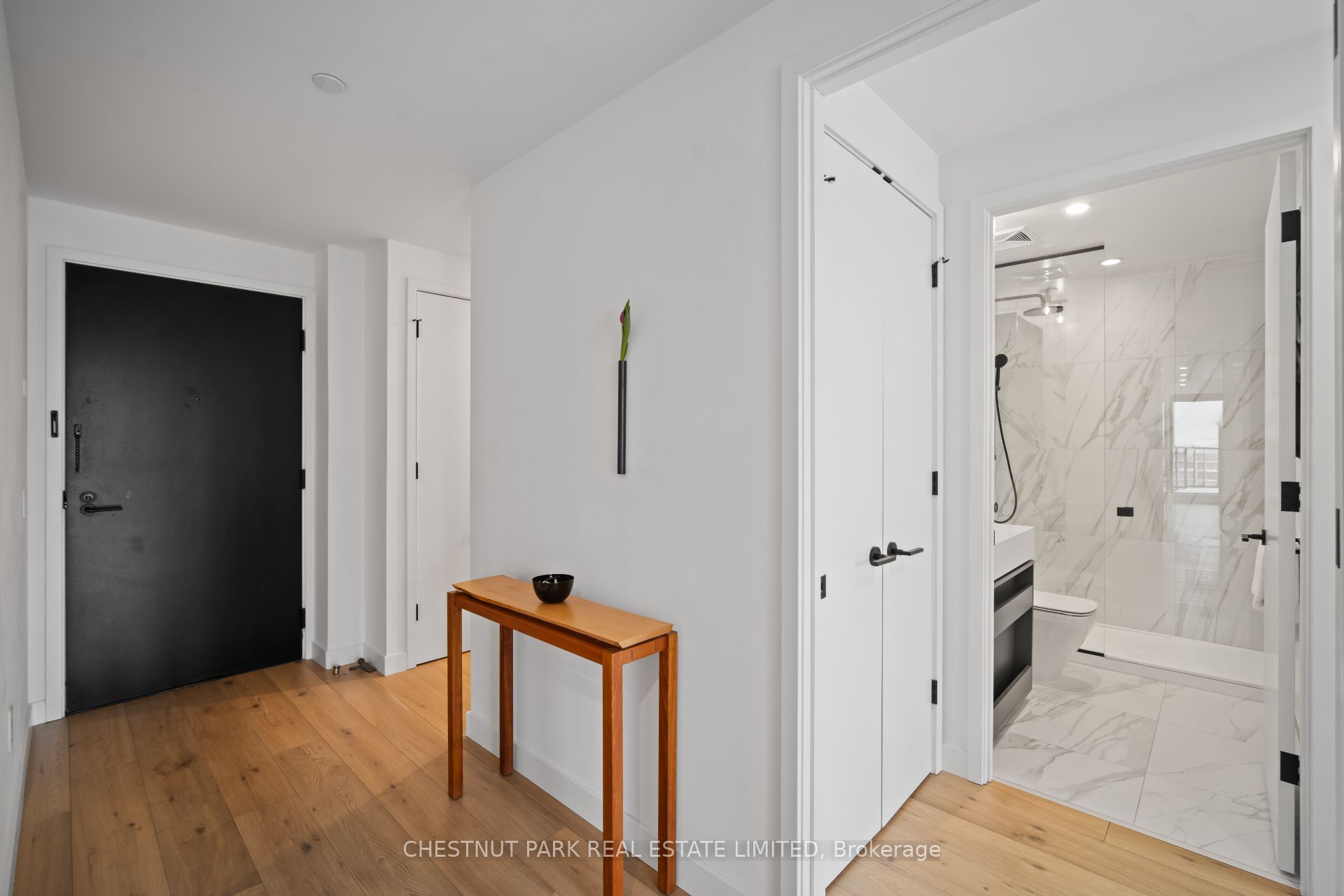505 Richmond Street W 1216, Toronto, ON M5V 0P4 photo 4