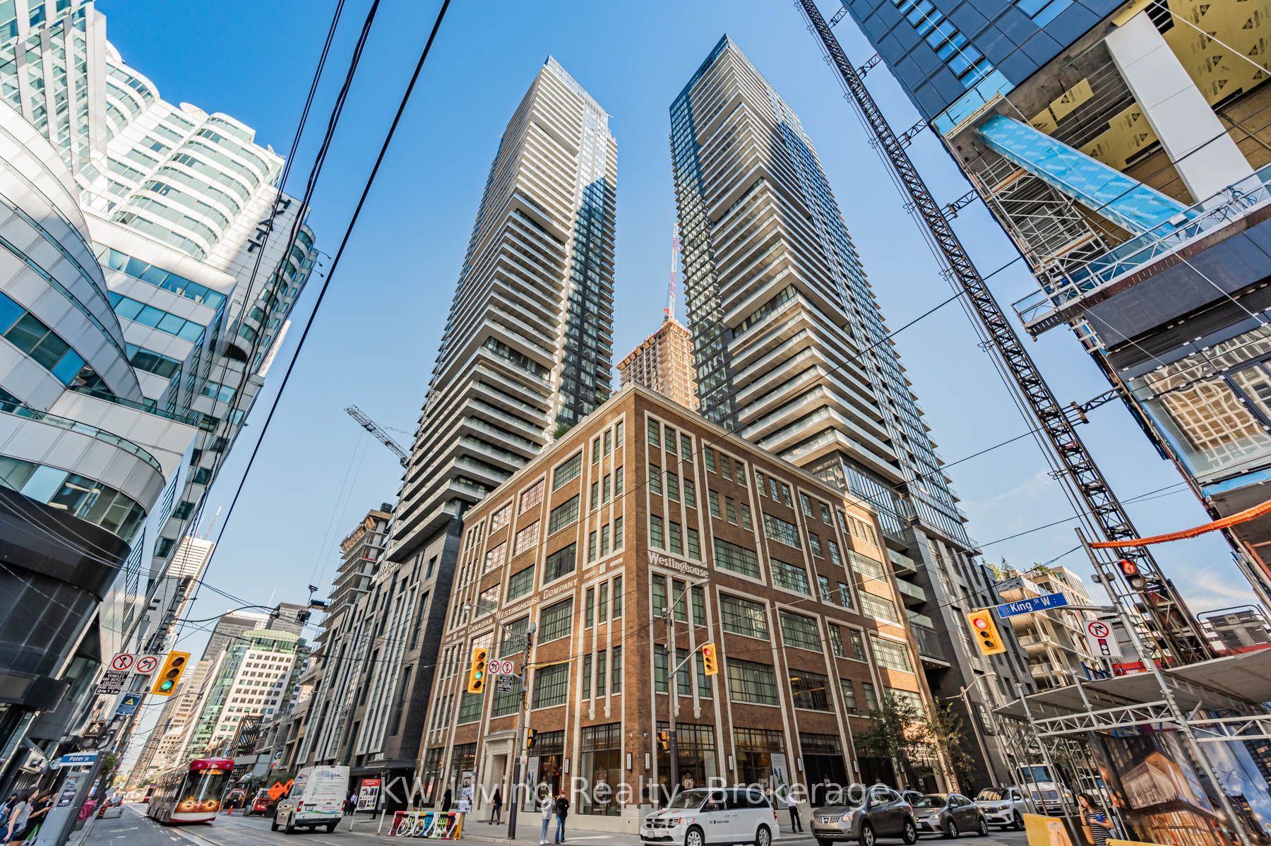 115 Blue Jays Way 819, Toronto, ON M5V 0N4
