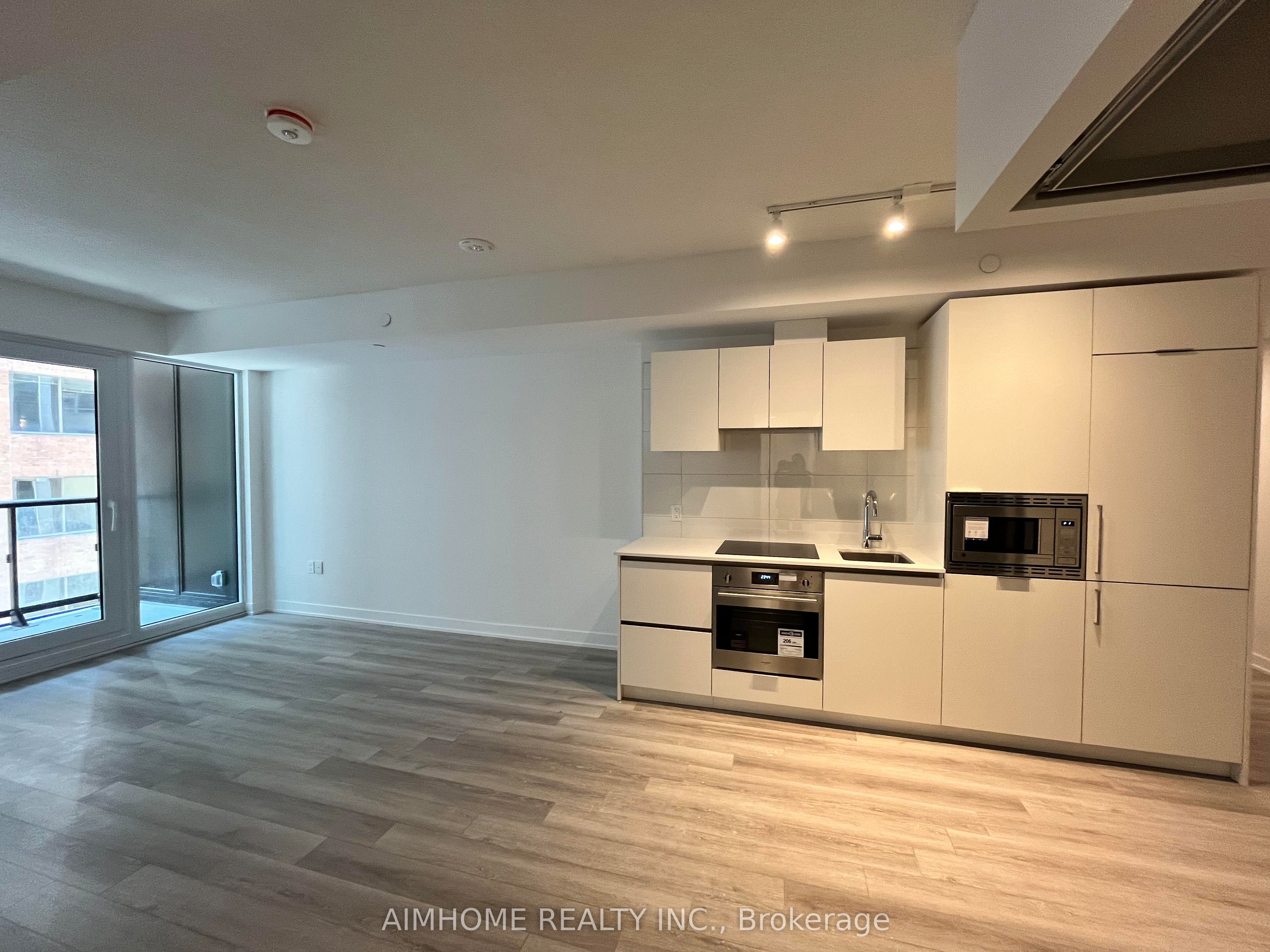 121 St Patrick Street B410, Toronto, ON M5T 3C1 photo 3