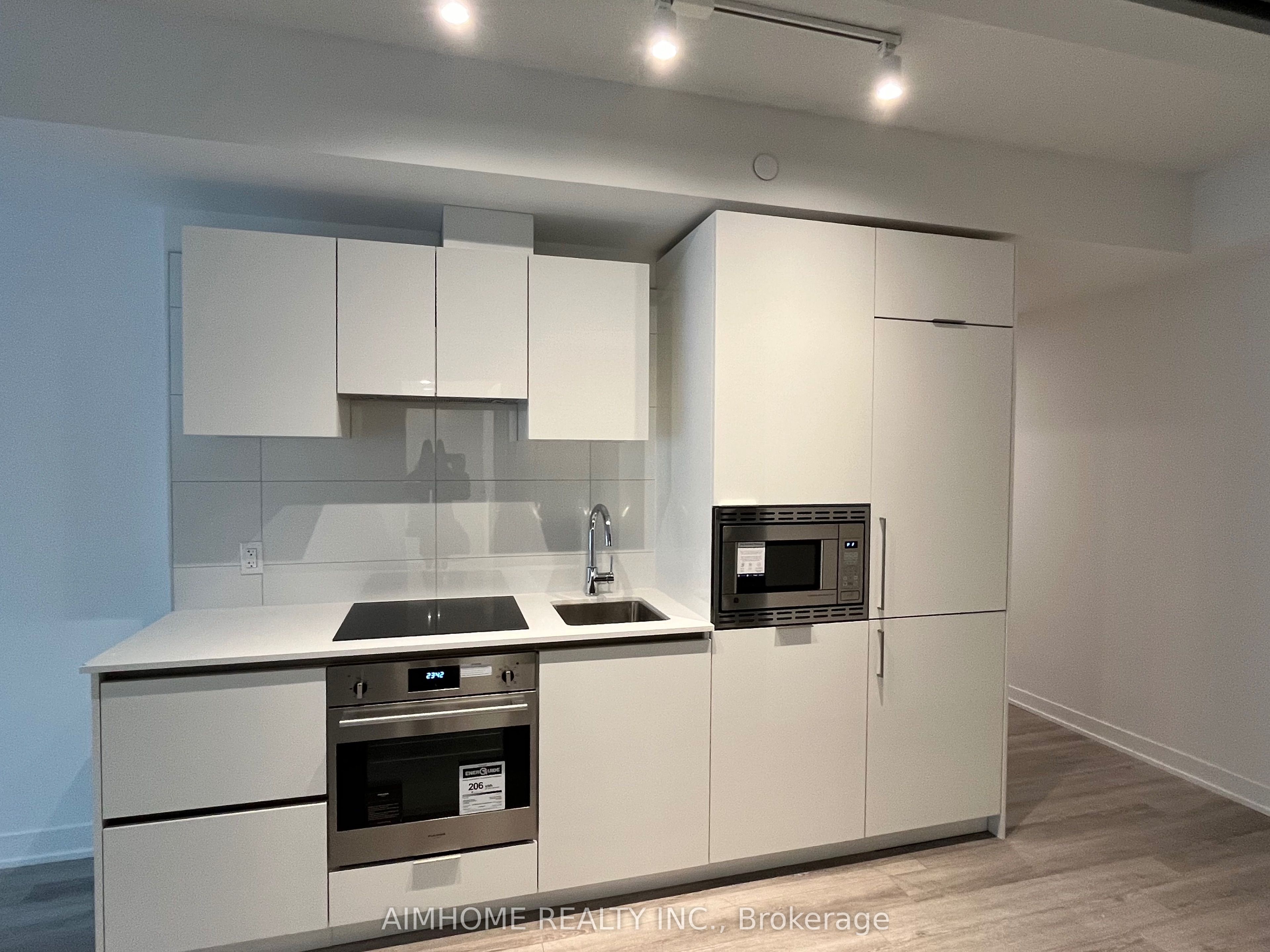 121 St Patrick Street B410, Toronto, ON M5T 3C1 photo 5