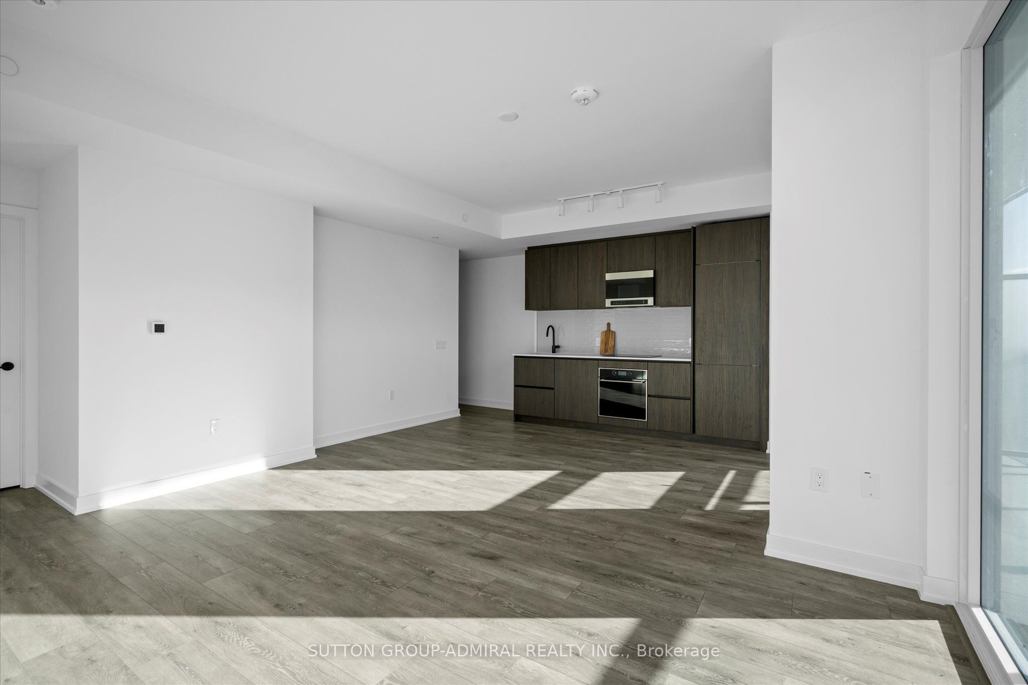 127 Broadway Avenue 2902, Toronto, ON M4P 1V7 photo 3
