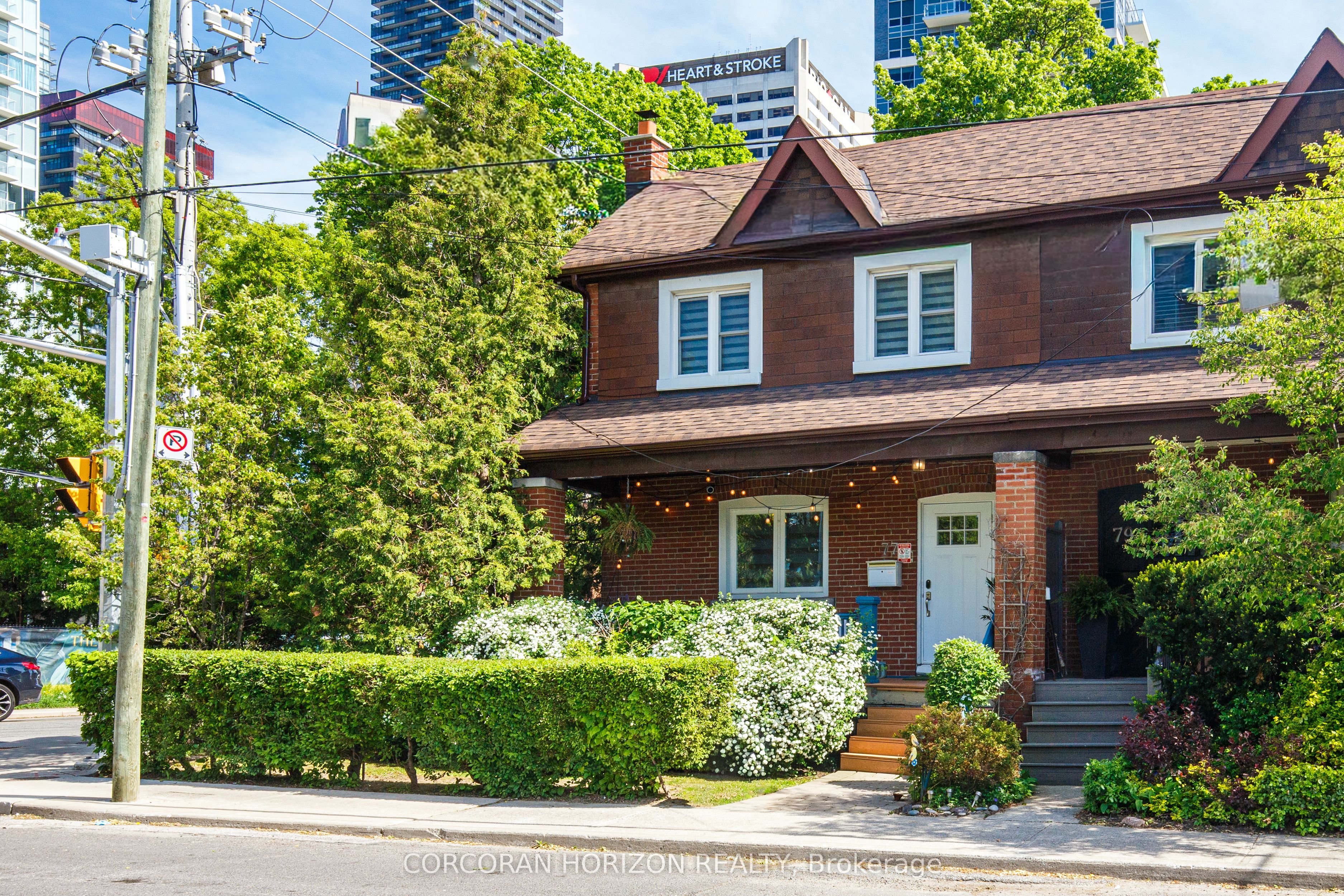 77 Montgomery Avenue, Toronto, ON M4R 1E1