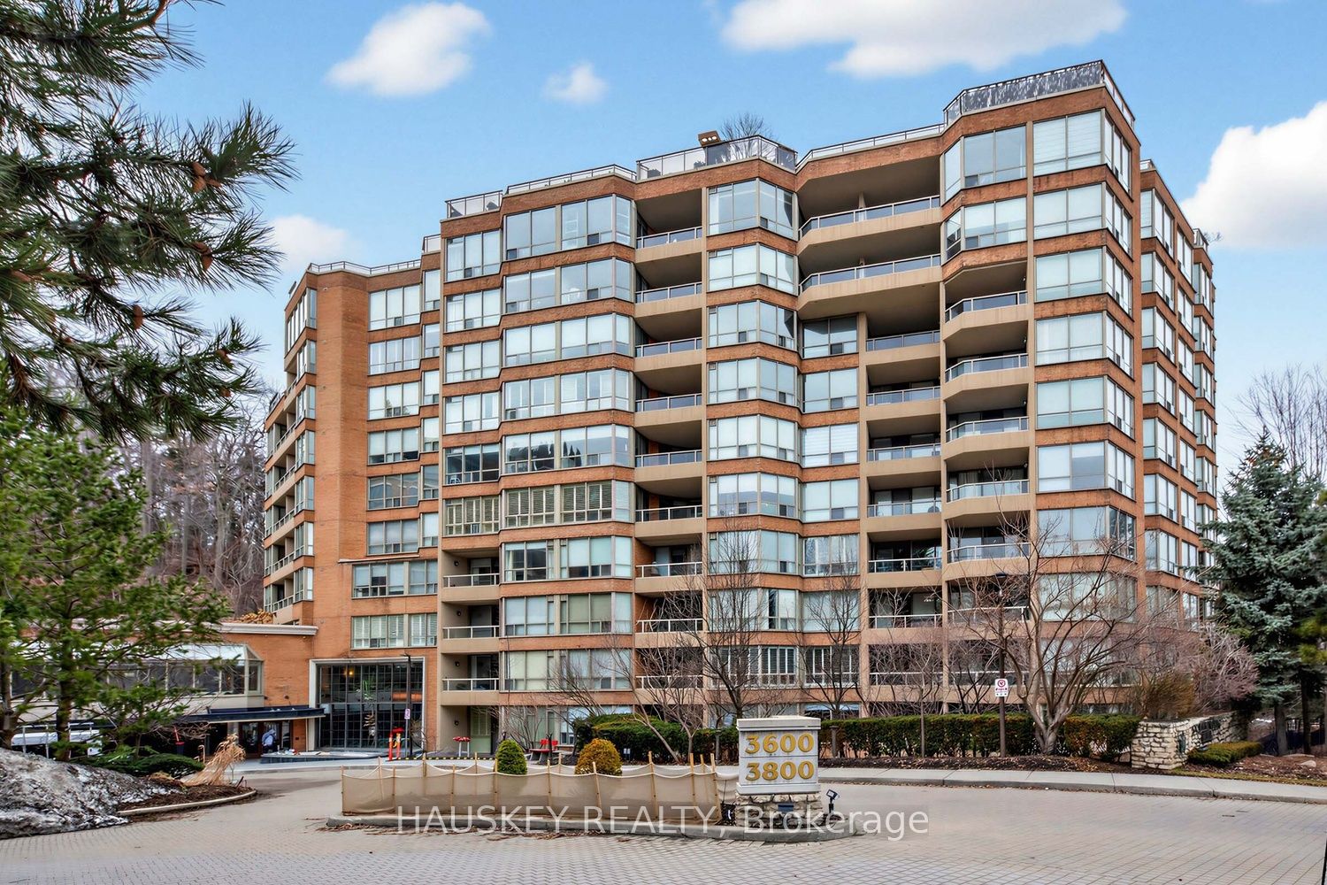 3800 Yonge Street 402, Toronto, ON M4N 3P7 photo 2