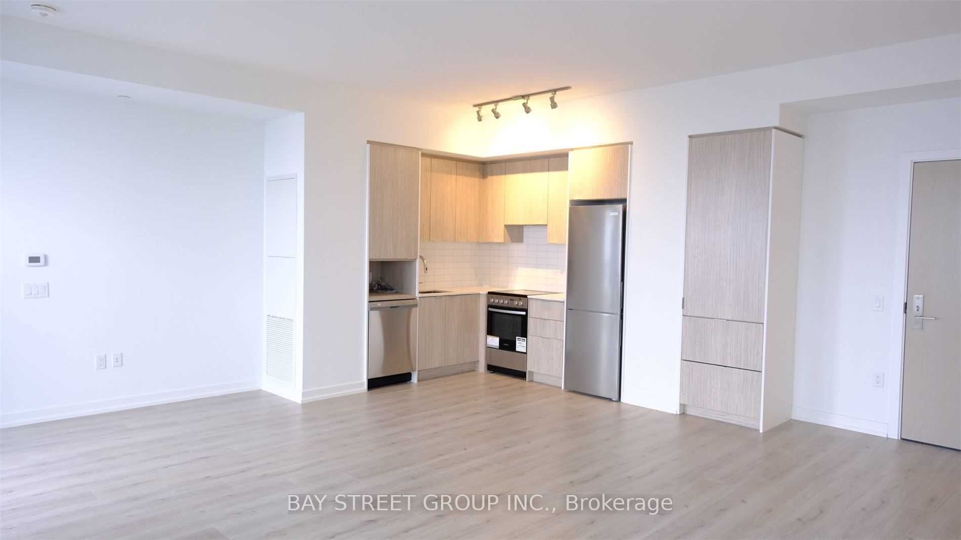 395 Bloor Street E 4503, Toronto, ON M4W 0B4 photo 4