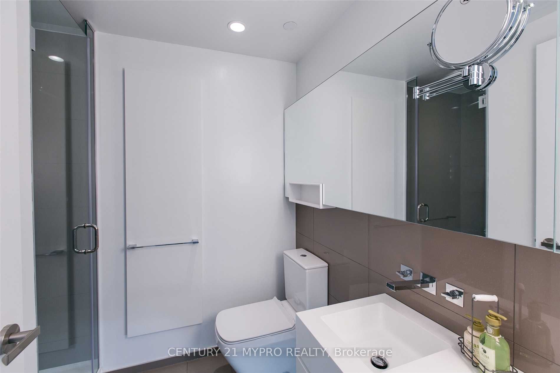 45 Charles Street E 1206, Toronto, ON M4Y 1S2 photo 5