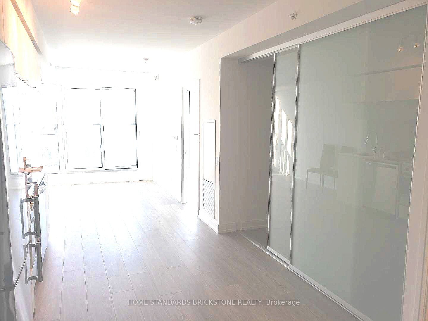 181 Dundas Street E 2106, Toronto, ON M5A 0N5 photo 3
