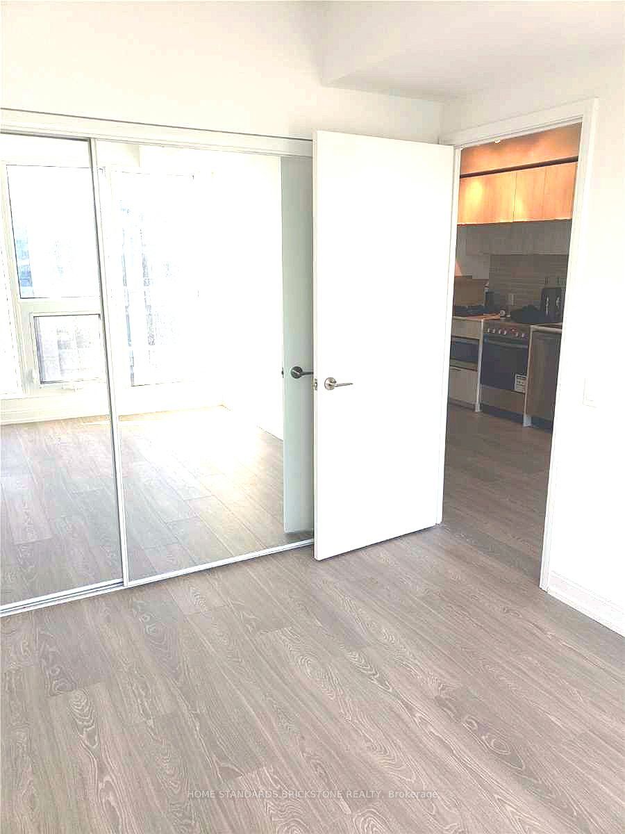 181 Dundas Street E 2106, Toronto, ON M5A 0N5 photo 5