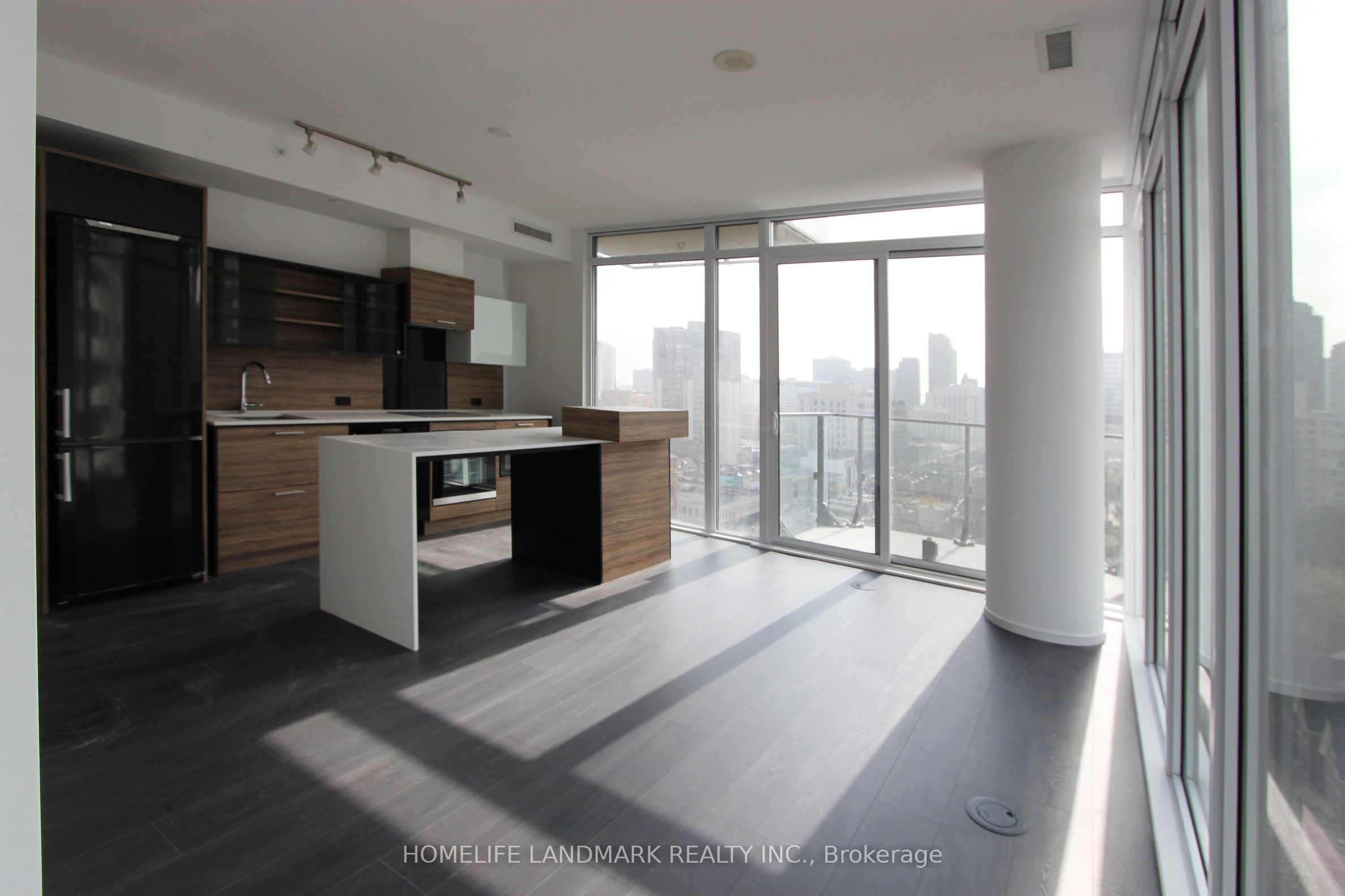 75 St Nicholas Street 1204, Toronto, ON M4Y 0A5 photo 2