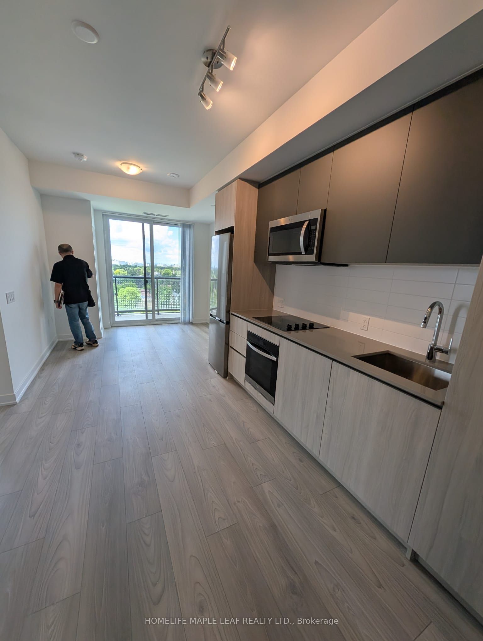 5858 Yonge Street 1123, Toronto, ON M2M 0C6 photo 3