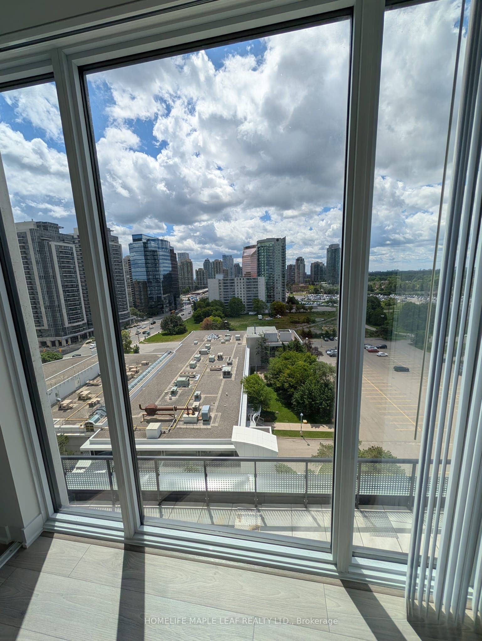 5858 Yonge Street 1123, Toronto, ON M2M 0C6 photo 4