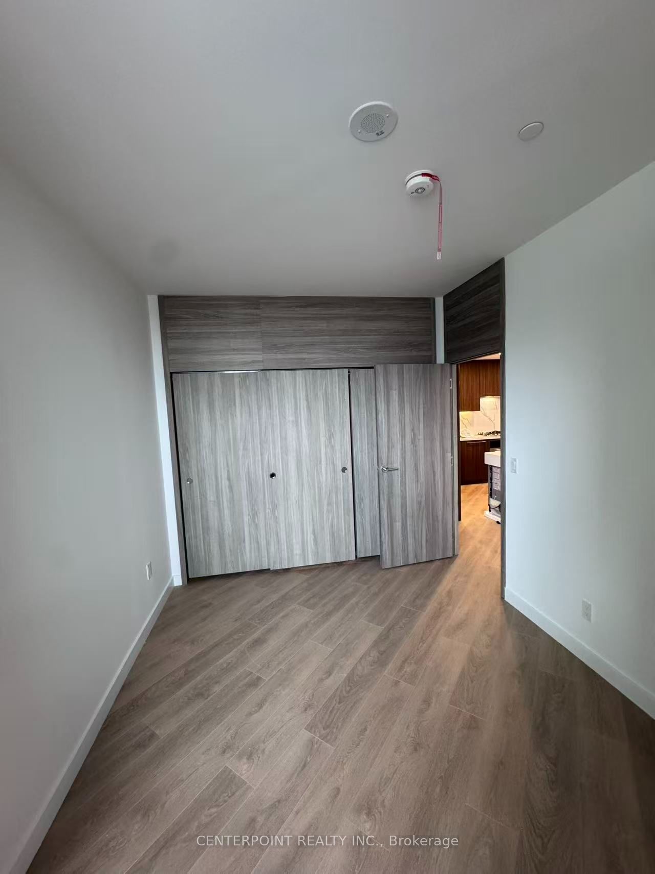 18 ESTHER SHINER Boulevard 240, Toronto, ON M2K 0J6 photo 2