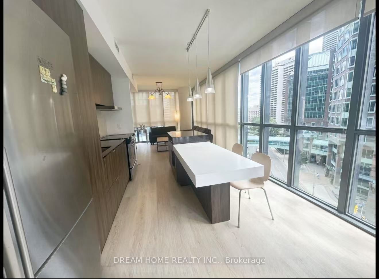 101 Charles Street 815, Toronto, ON M4Y 1V2 photo 5