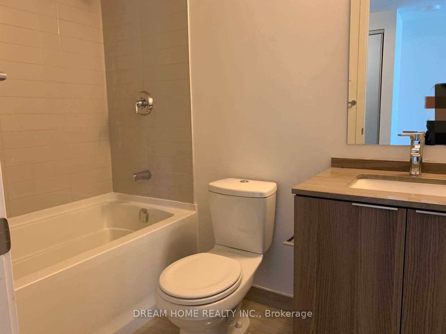 11 WELLESLEY  WEST Street 2811, Toronto, ON M4Y 1E8 photo 5
